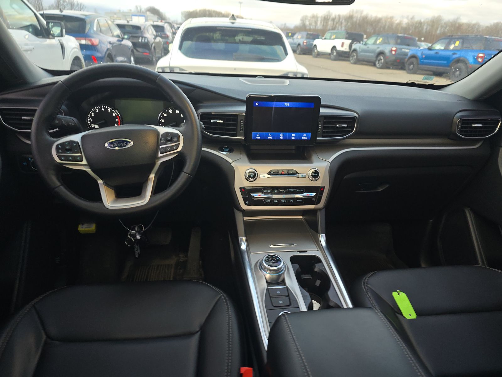 2023 Ford Explorer XLT AWD