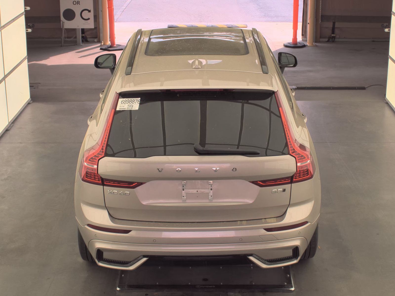 2025 Volvo XC60 B5 Plus AWD