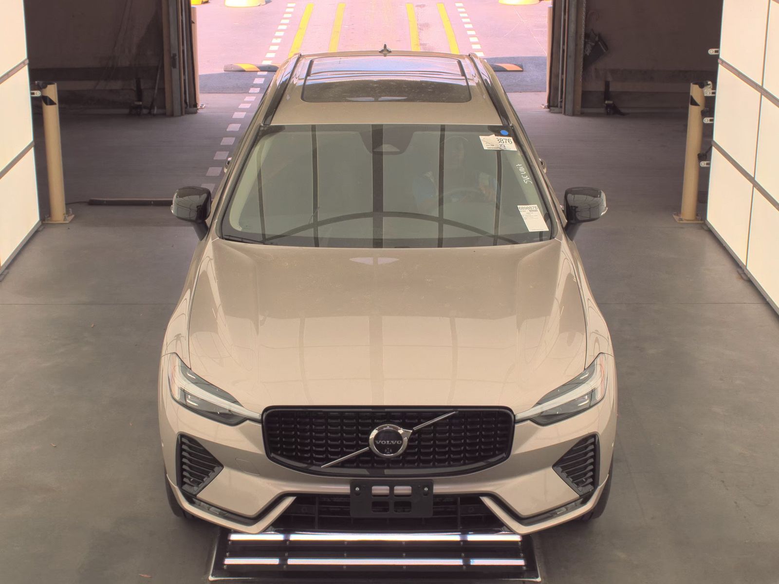 2025 Volvo XC60 B5 Plus AWD