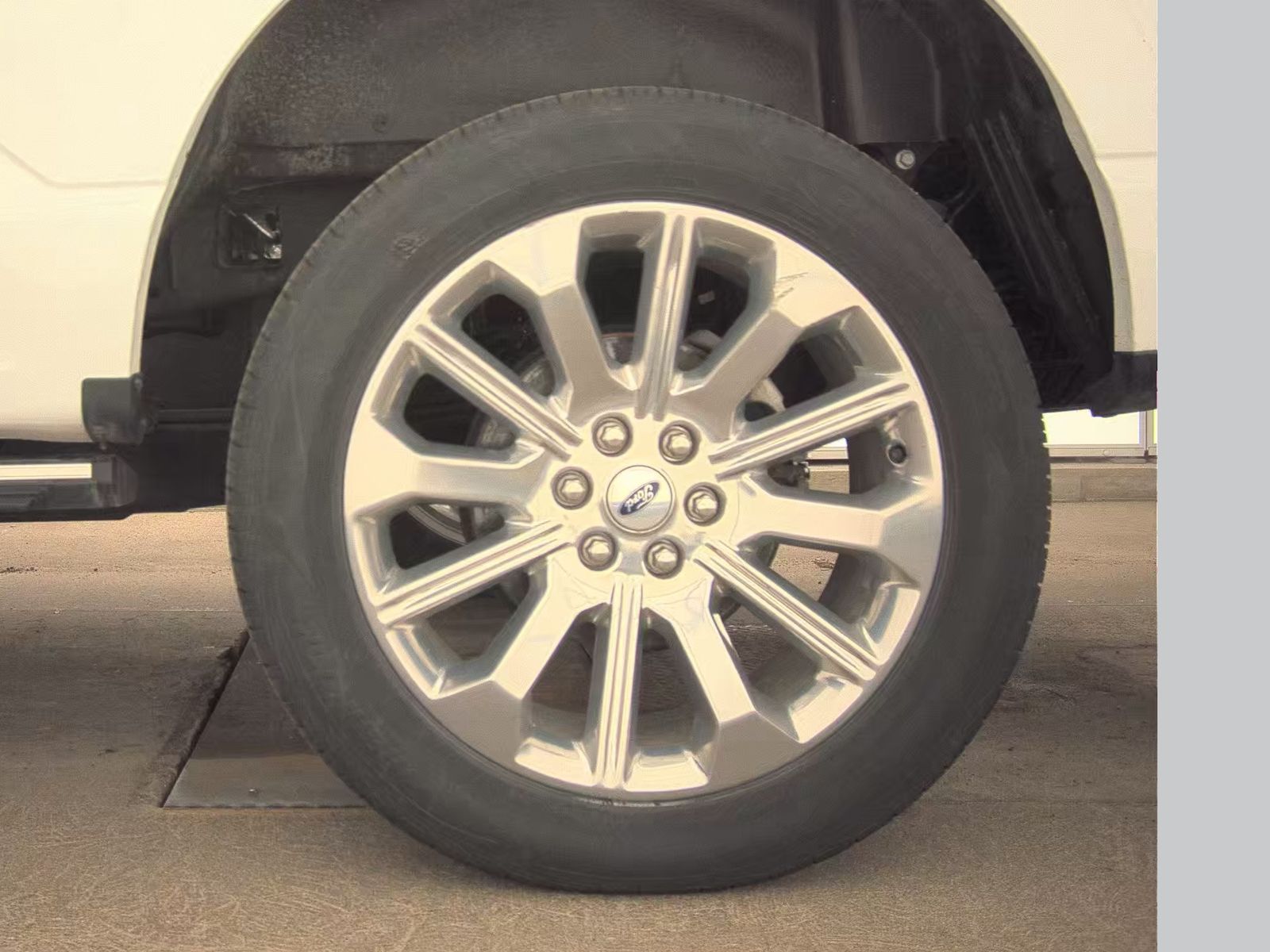 2022 Ford F-150 Hybrid Limited AWD