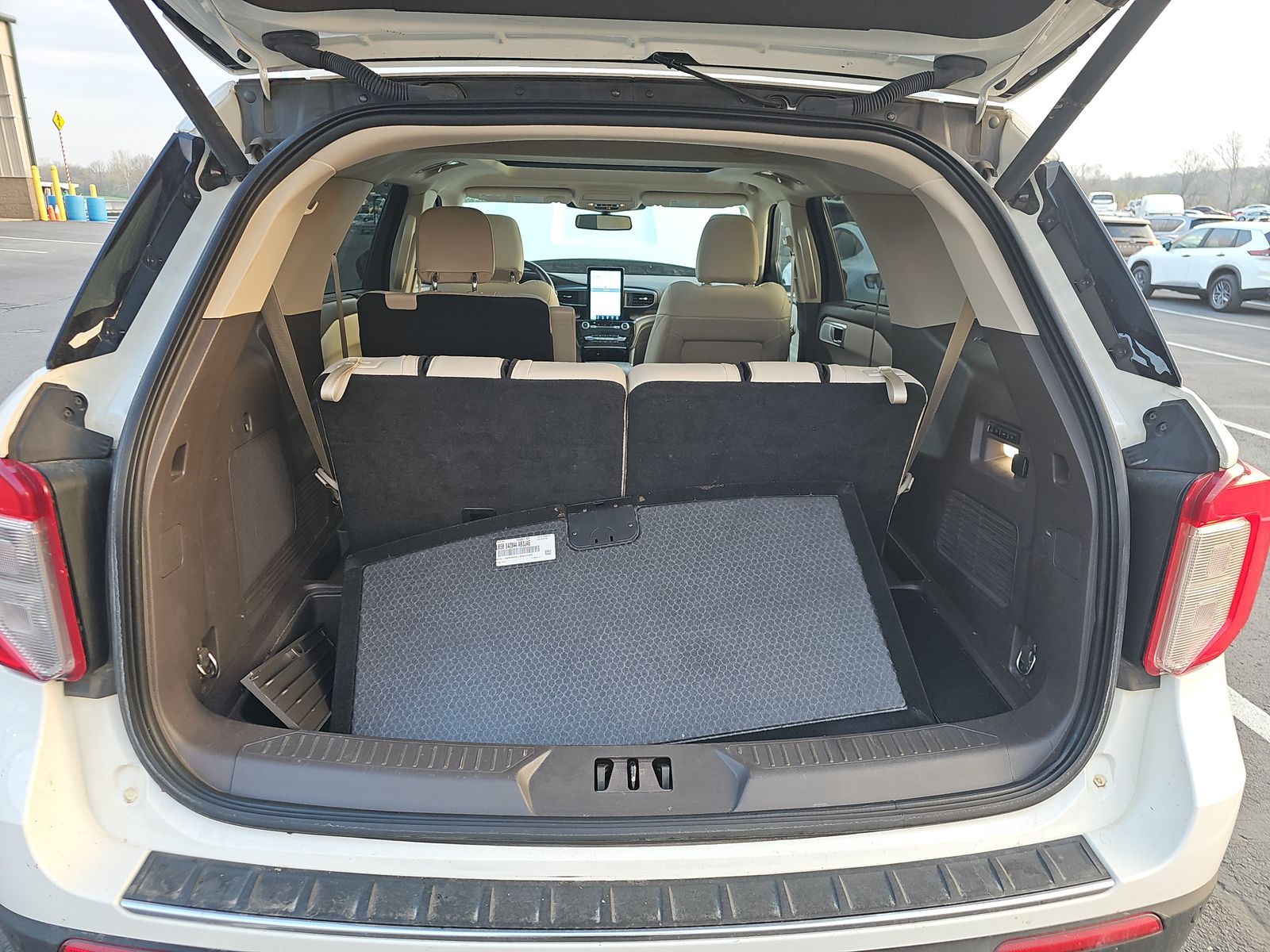 2023 Ford Explorer Platinum AWD