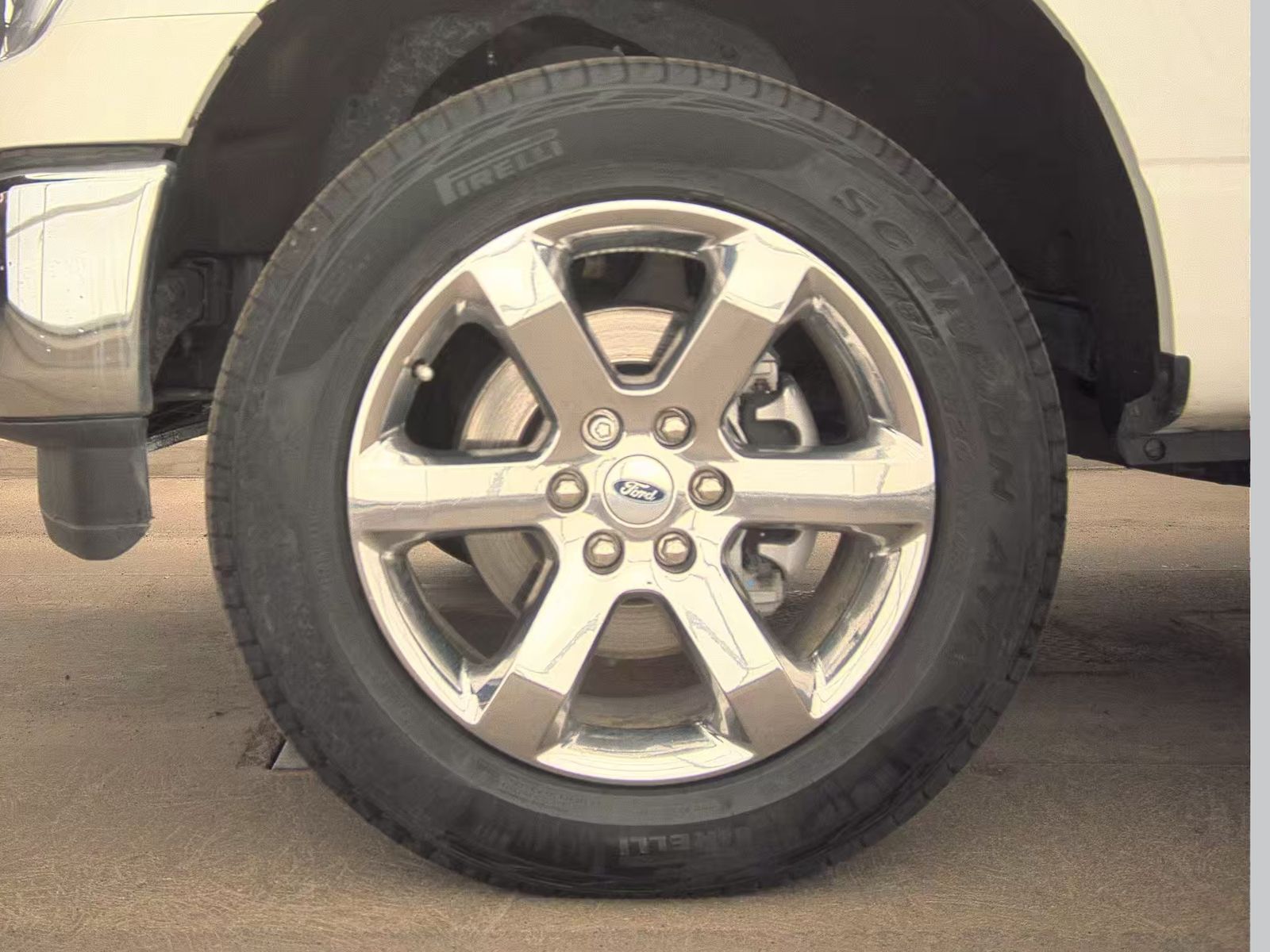 2023 Ford F-150 Lariat AWD