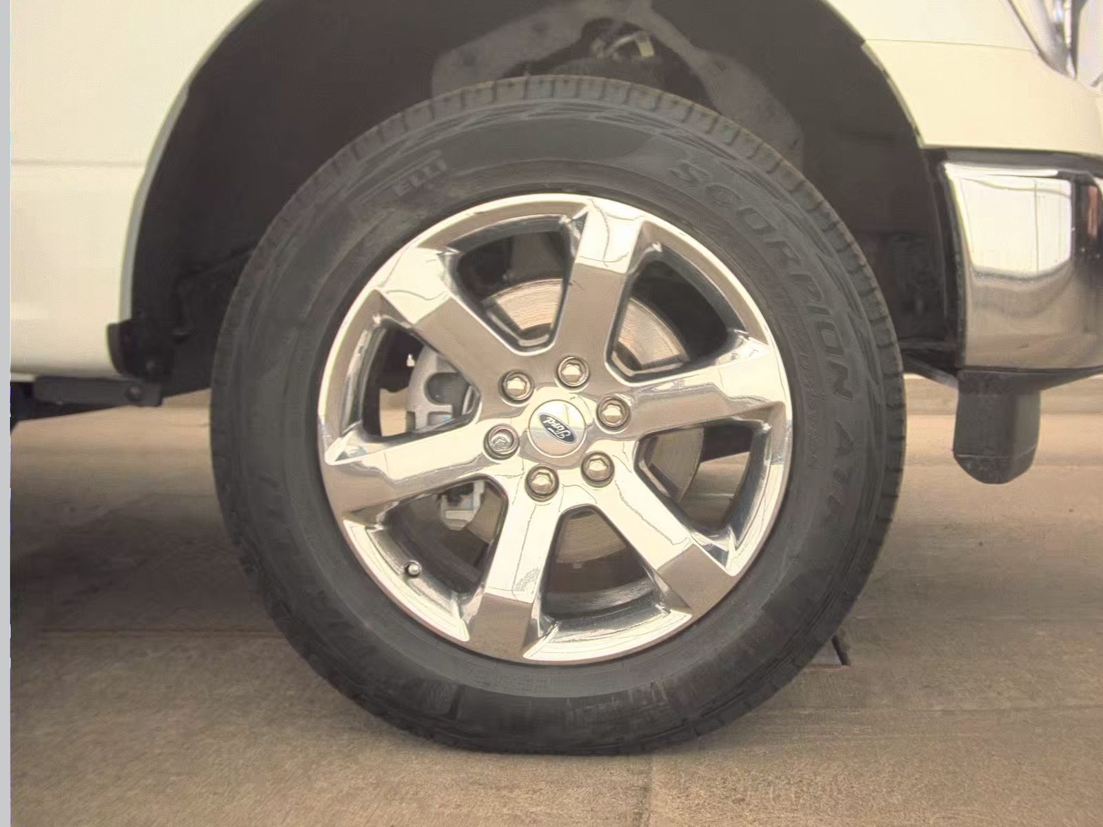 2023 Ford F-150 Lariat AWD