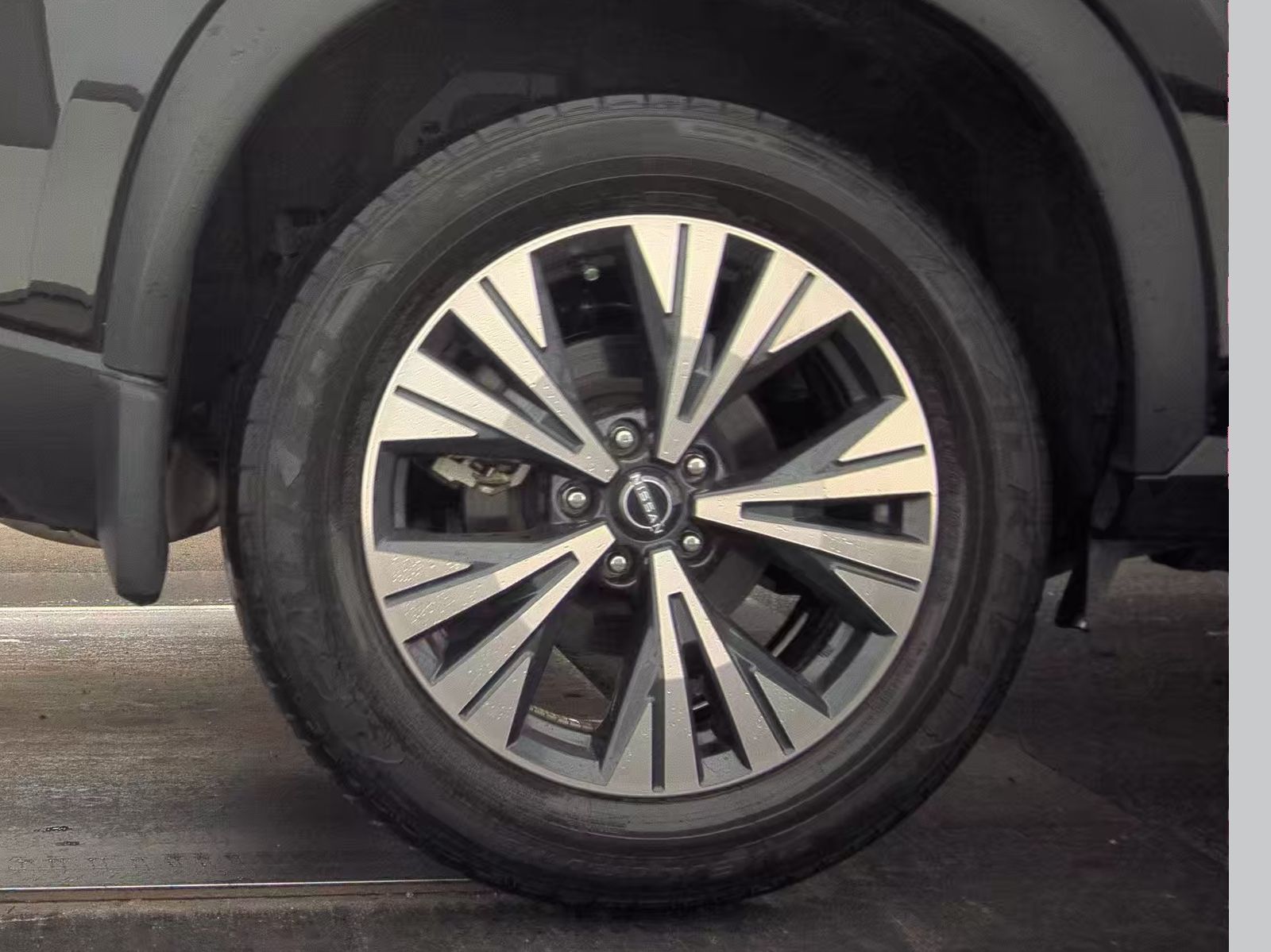 2023 Nissan Rogue SV FWD