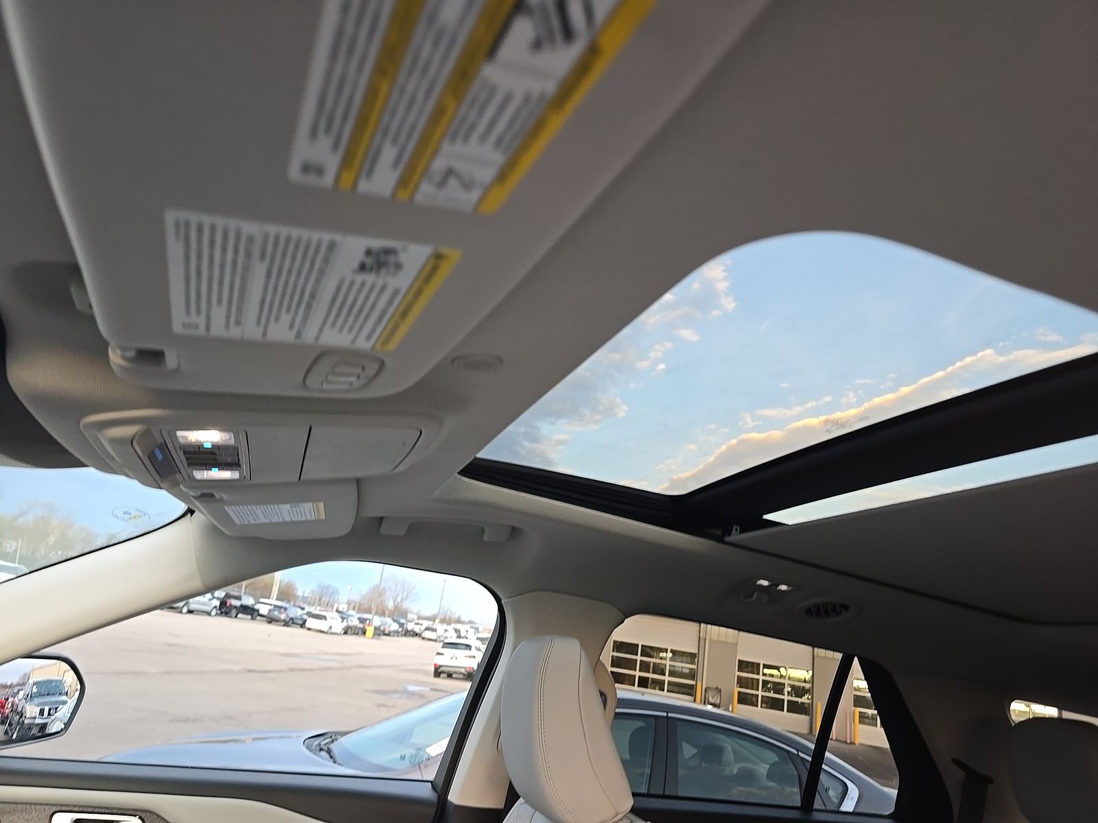 2025 Ford Explorer Platinum AWD