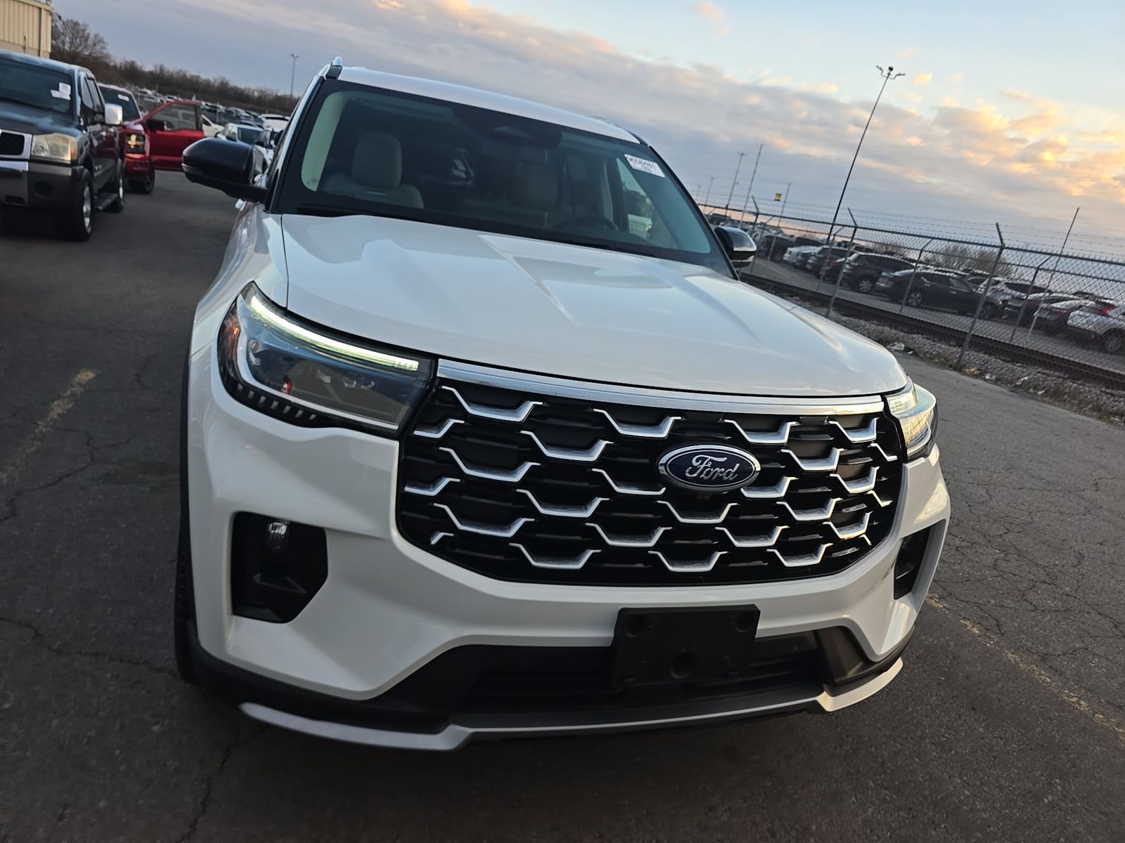 2025 Ford Explorer Platinum AWD