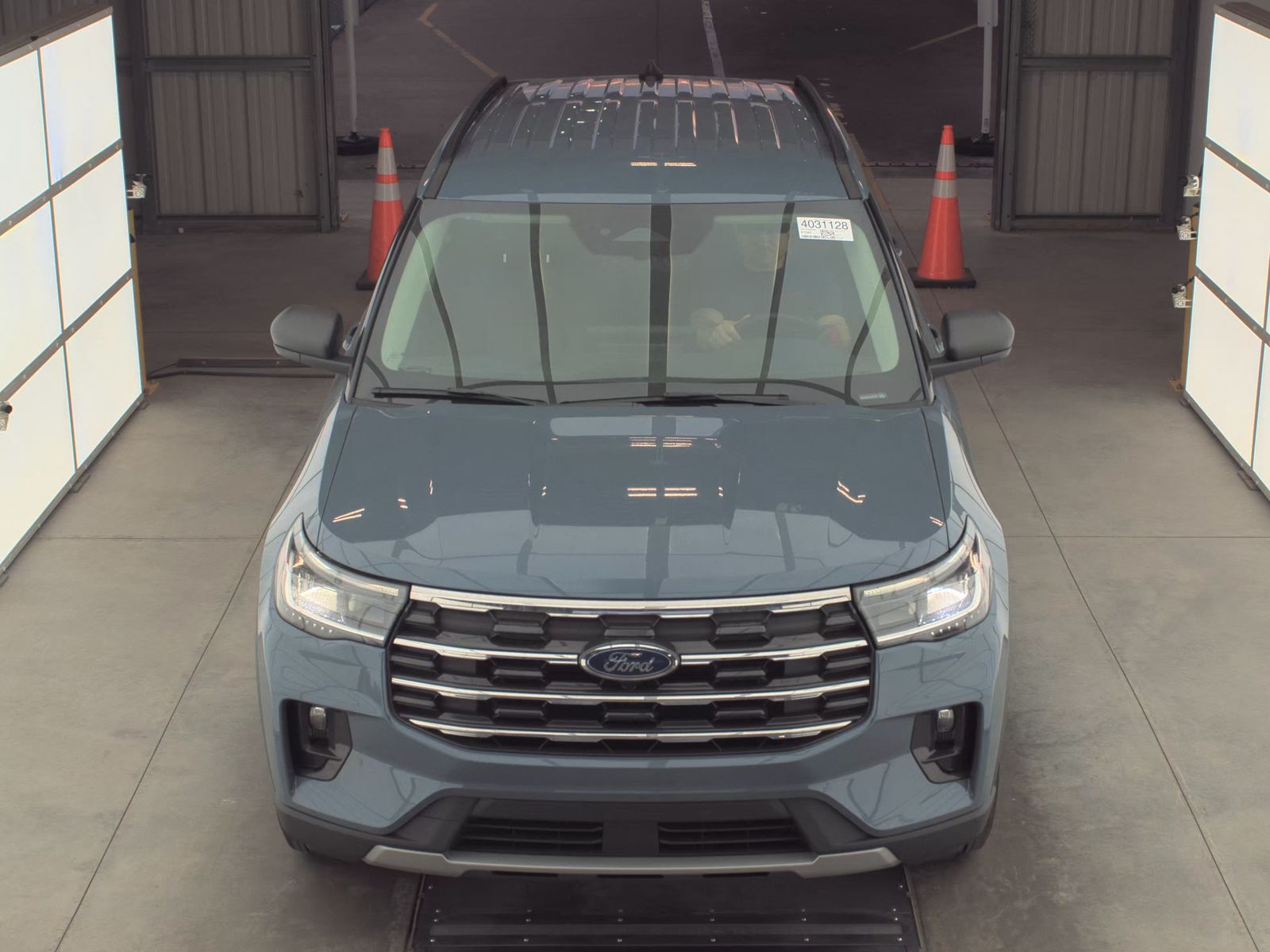 2025 Ford Explorer Active AWD