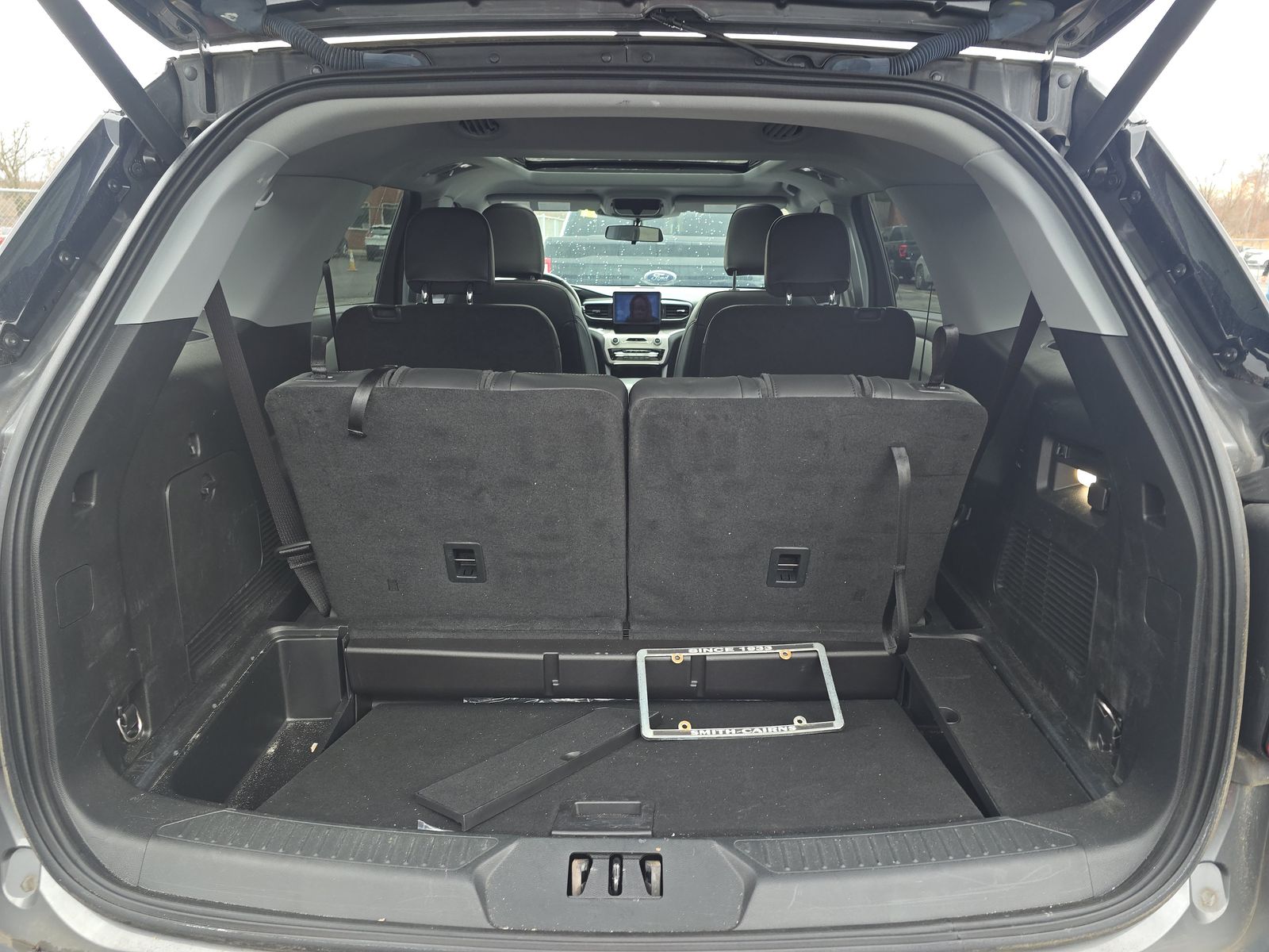 2022 Ford Explorer XLT AWD