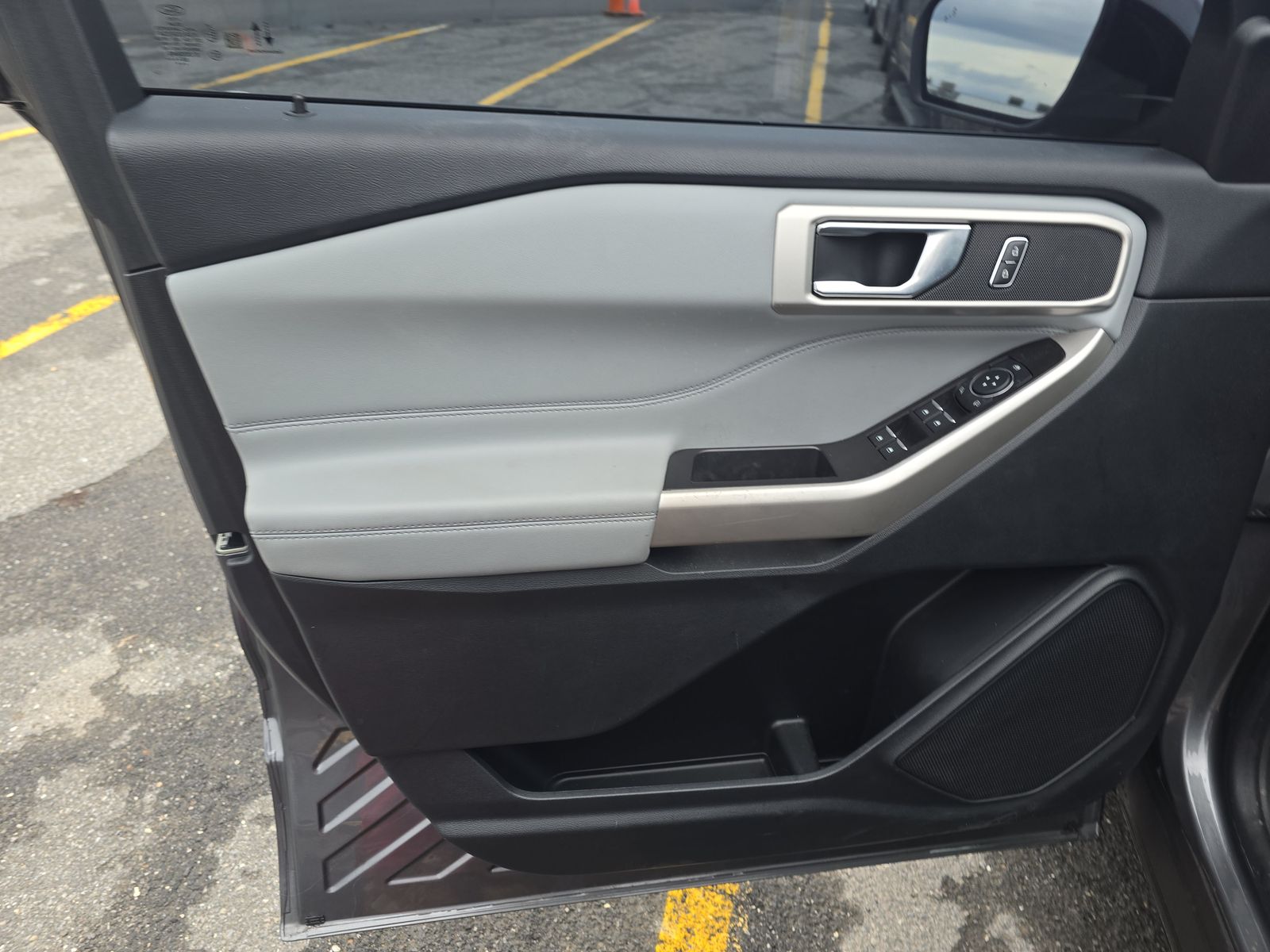 2022 Ford Explorer XLT AWD