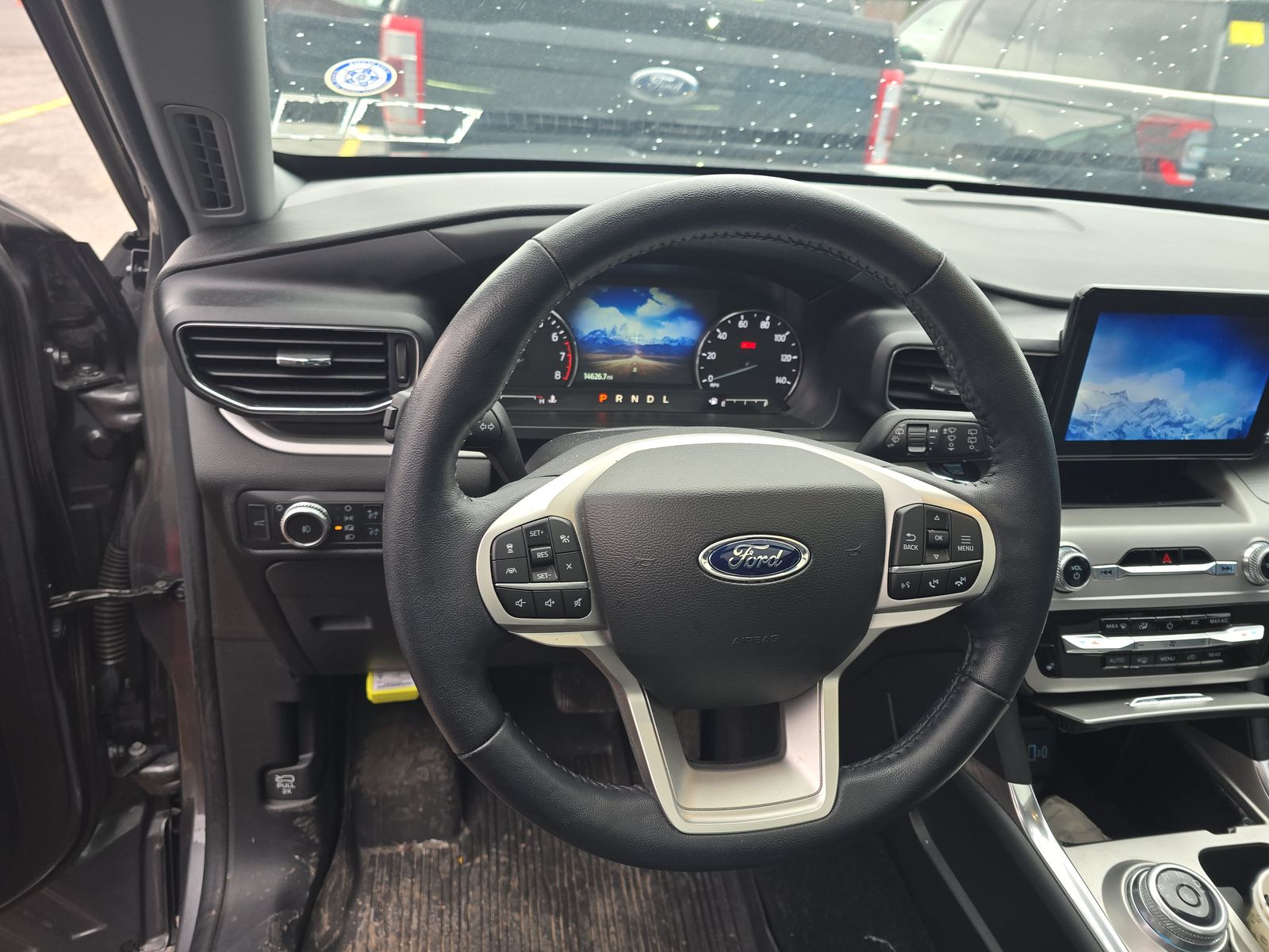 2022 Ford Explorer XLT AWD