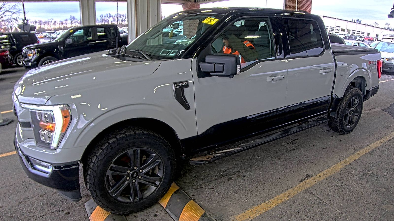 2023 Ford F-150 XLT AWD