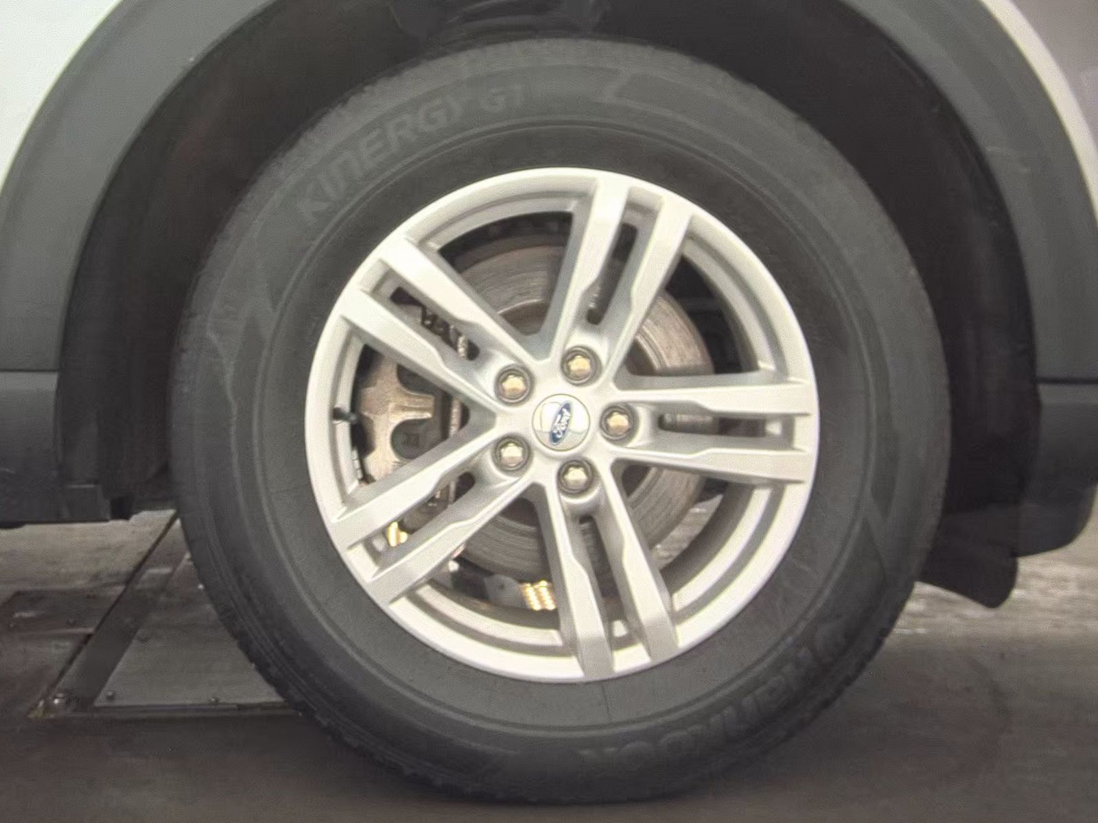 2023 Ford Explorer XLT AWD