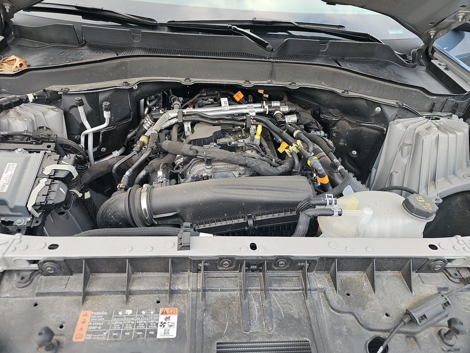 2025 Ford Explorer Active AWD