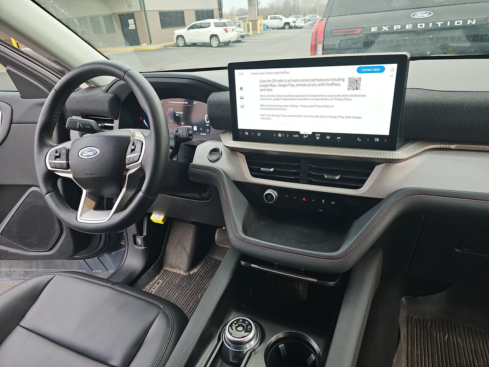 2025 Ford Explorer Active AWD