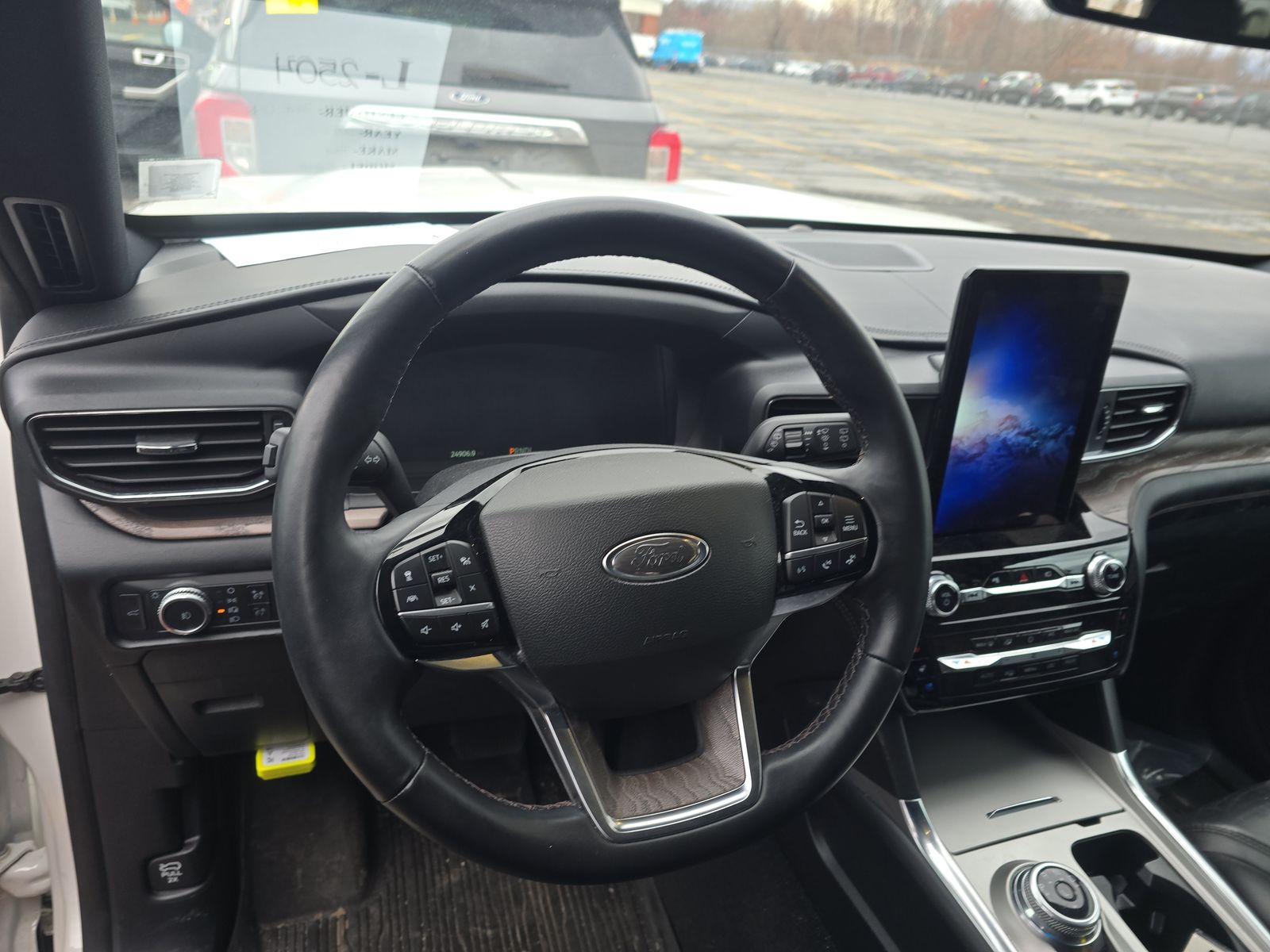 2022 Ford Explorer Platinum AWD