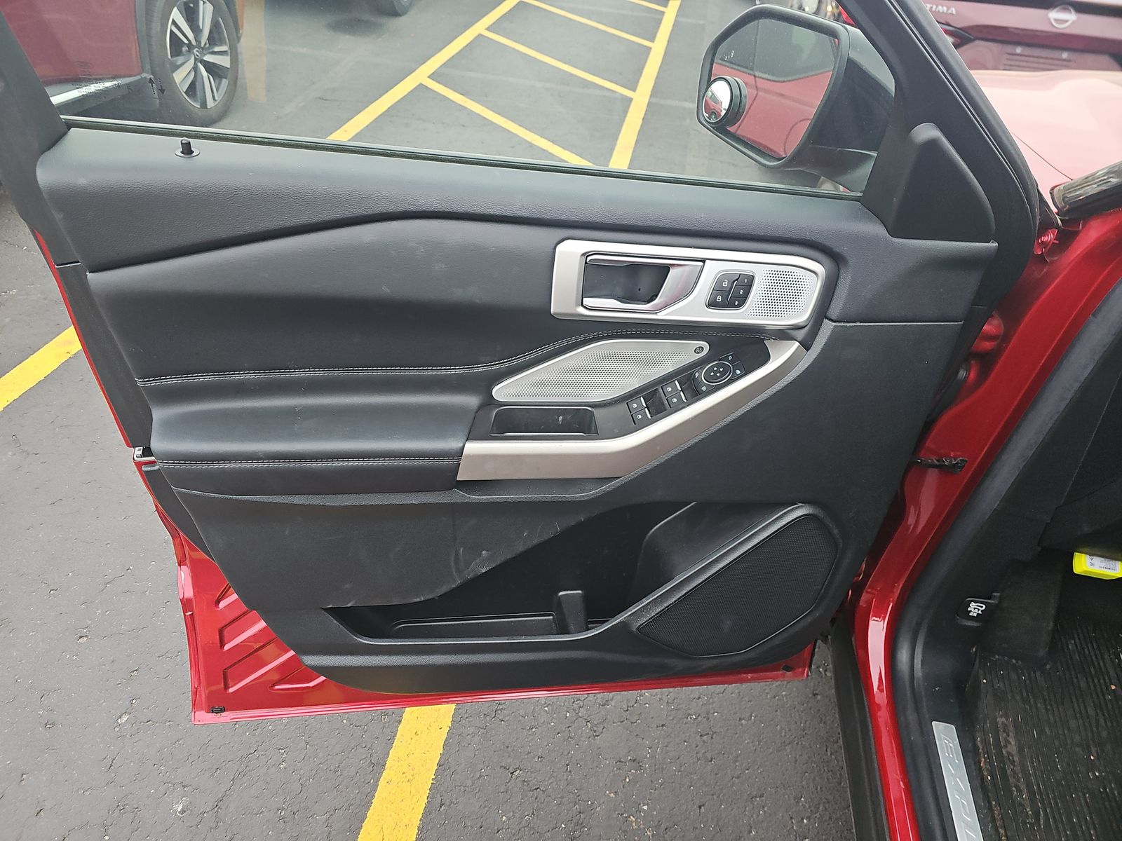 2023 Ford Explorer Limited RWD