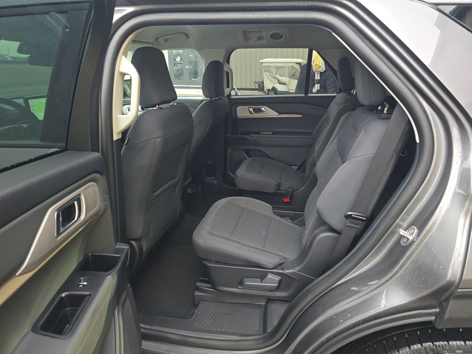 2025 Ford Explorer Active RWD