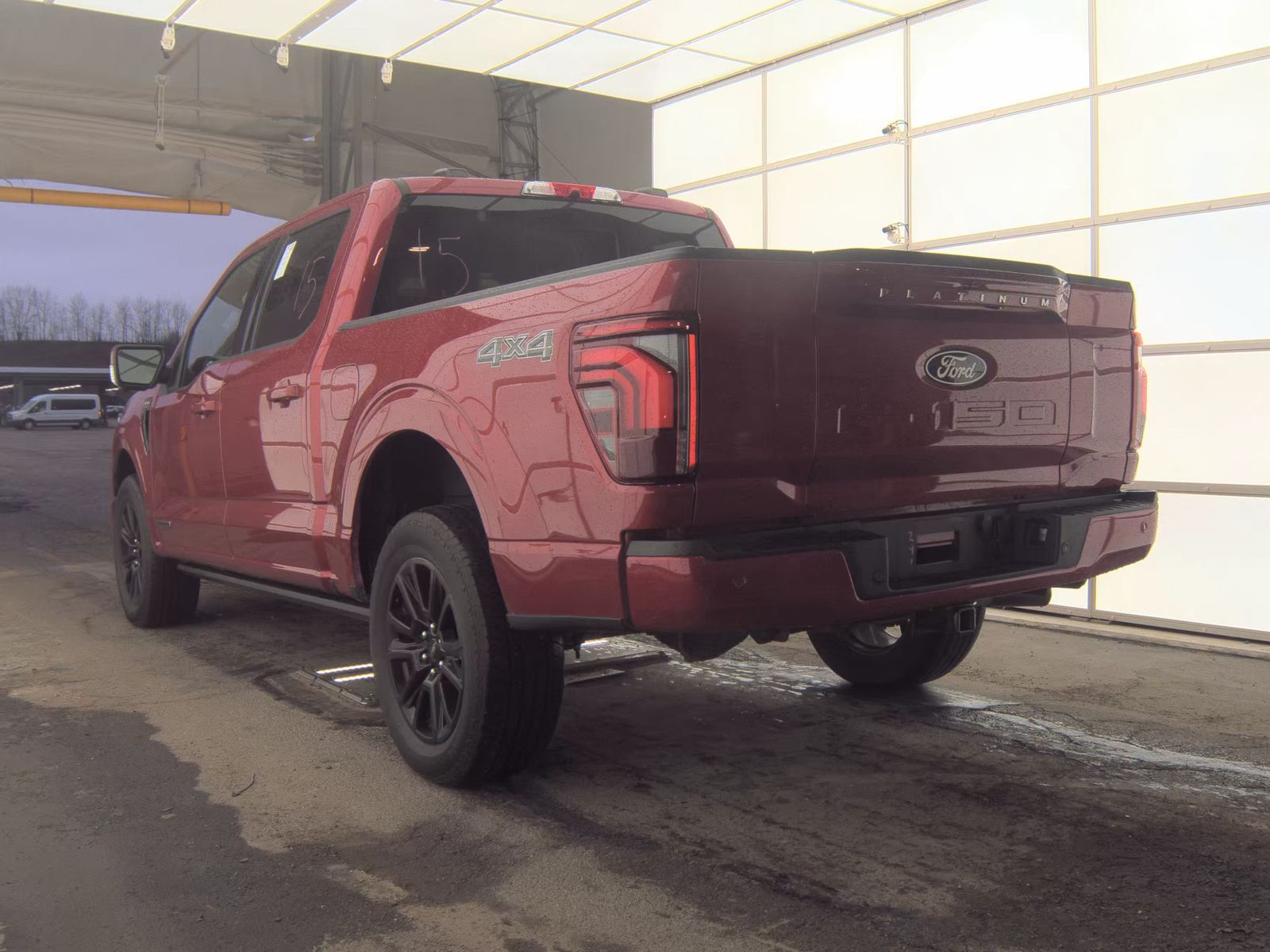 2025 Ford F-150 Hybrid Platinum AWD