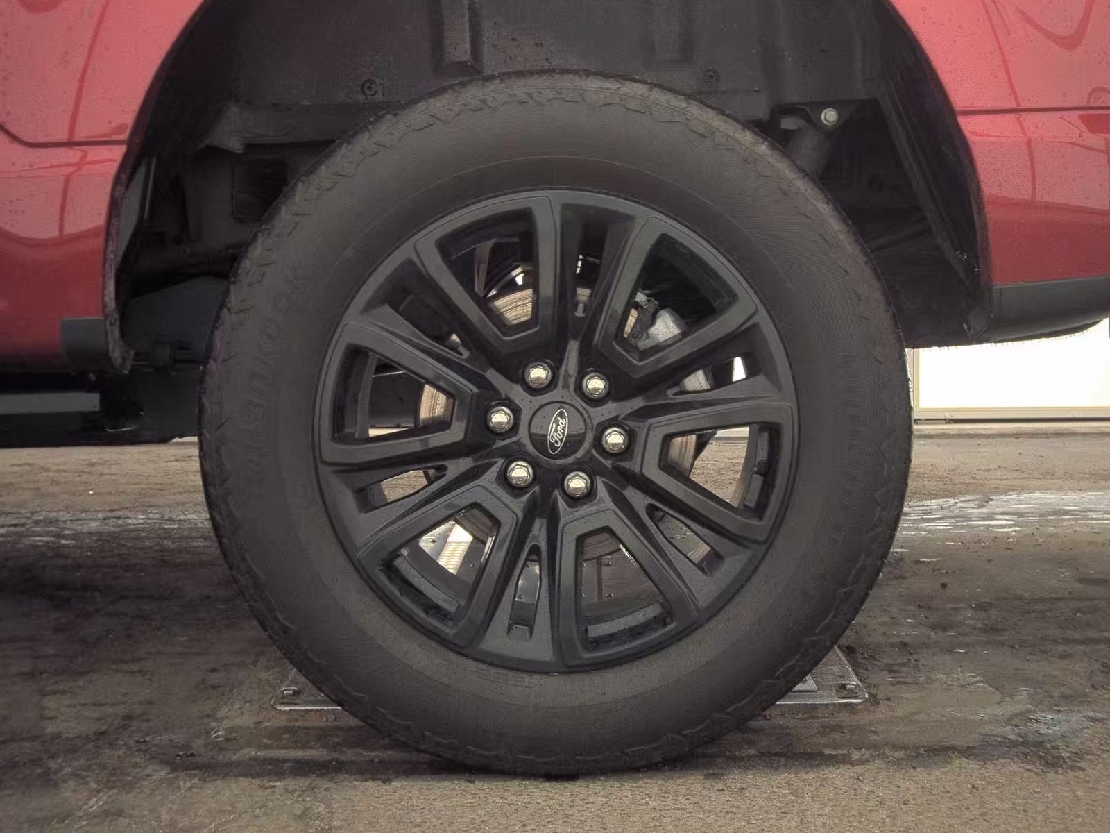 2025 Ford F-150 Hybrid Platinum AWD