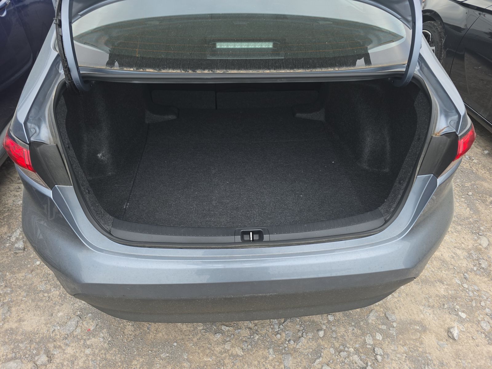 2025 Toyota Corolla LE FWD