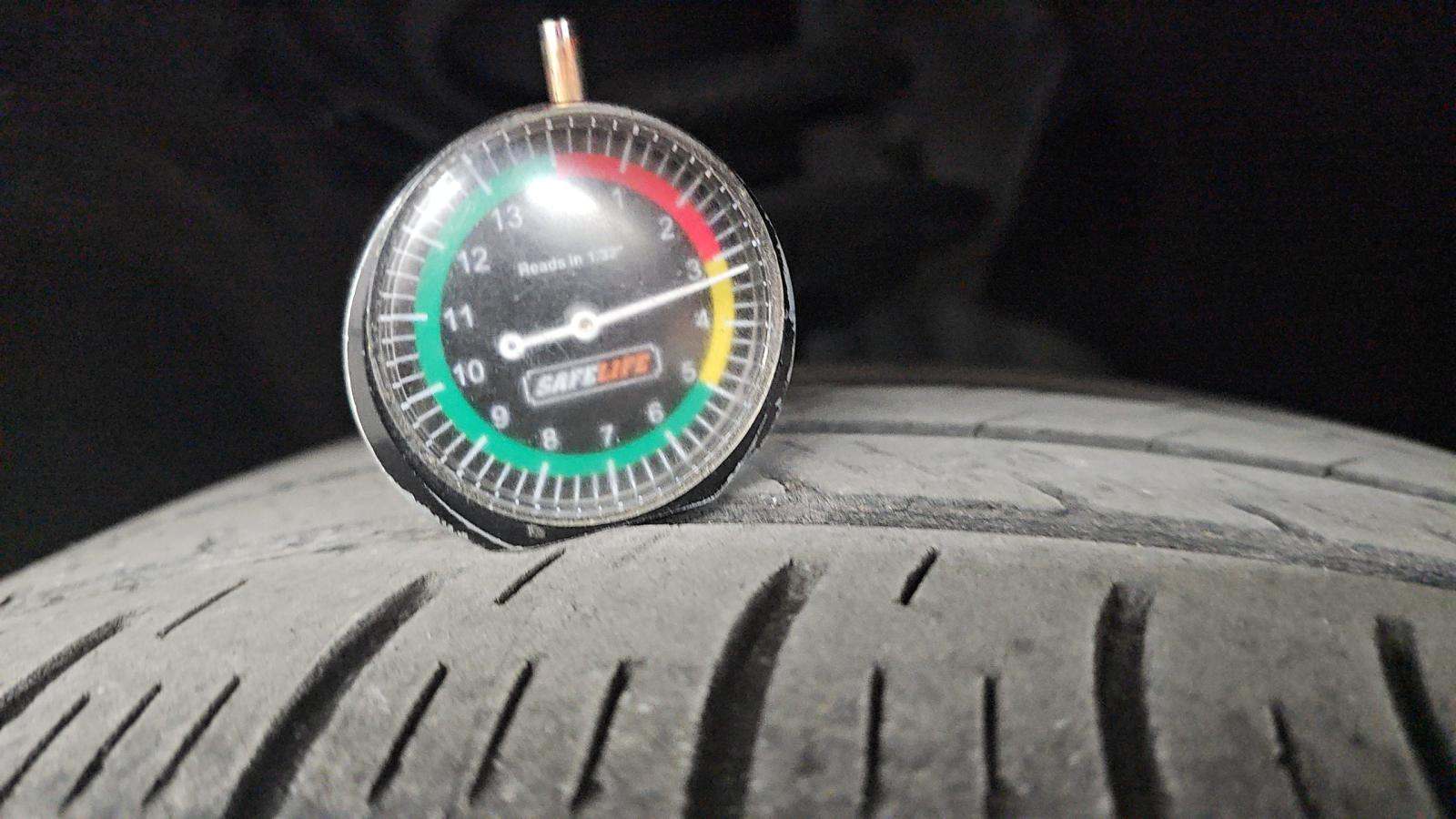 2023 Ford Explorer XLT AWD