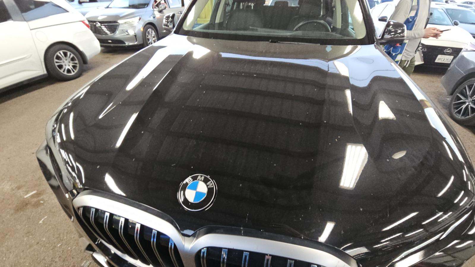 2025 BMW X7 xDrive40i AWD