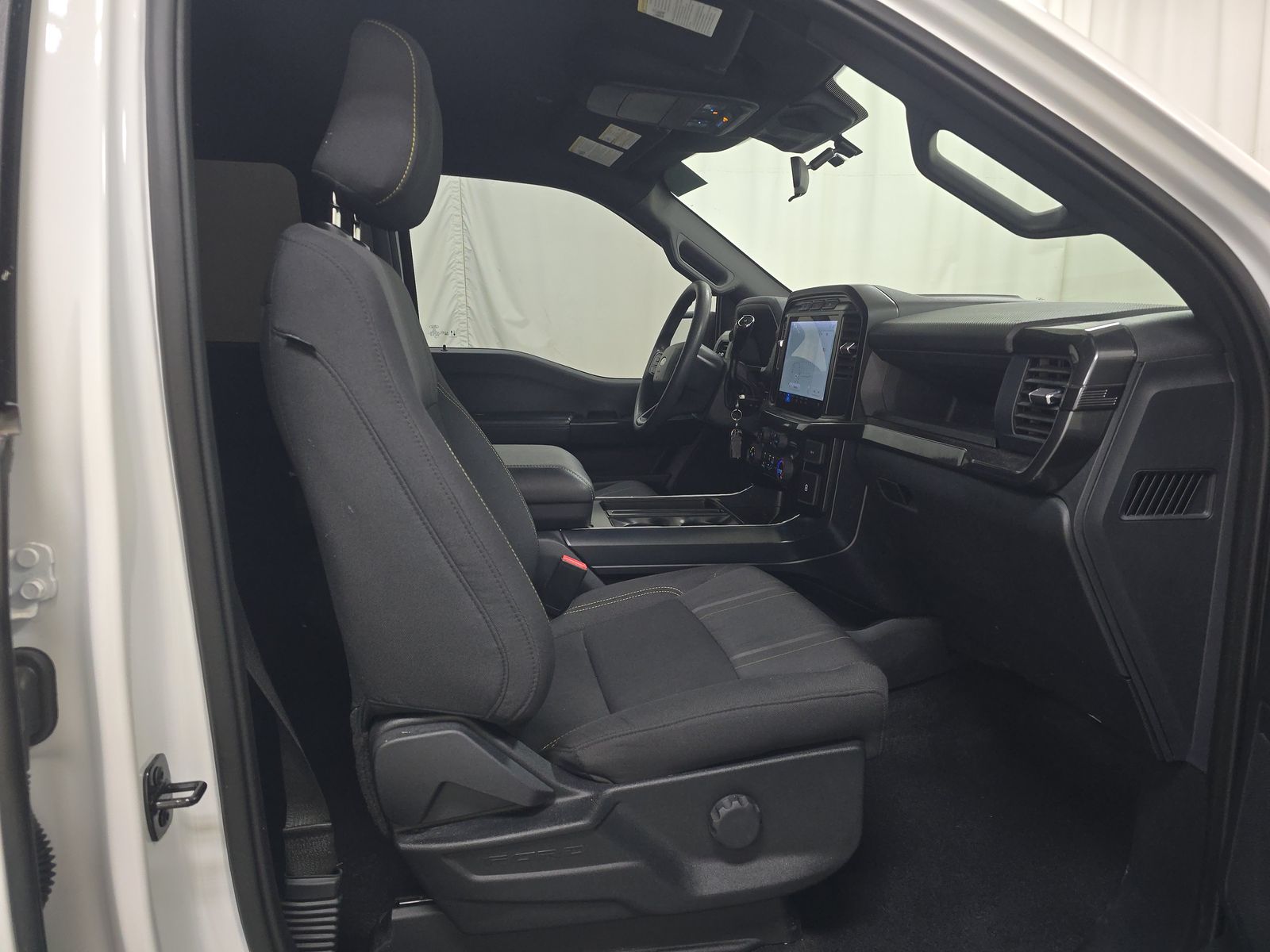2024 Ford F-150 STX AWD