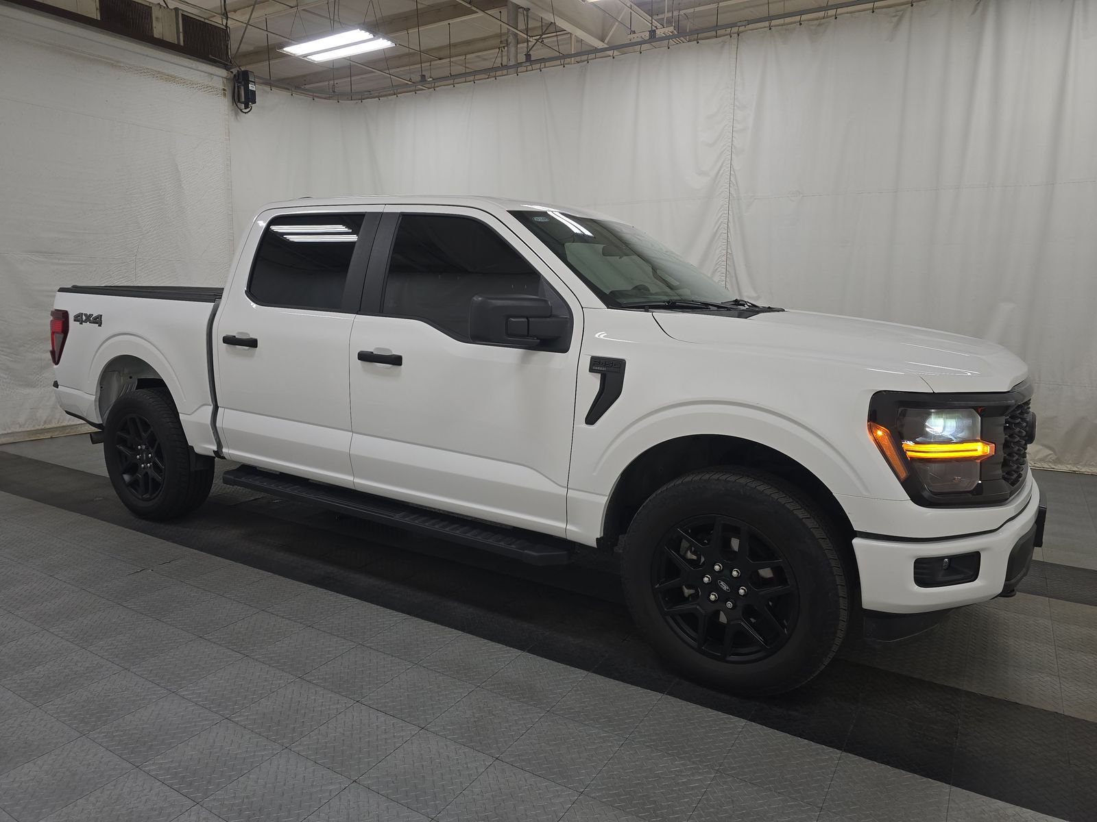 2024 Ford F-150 STX AWD