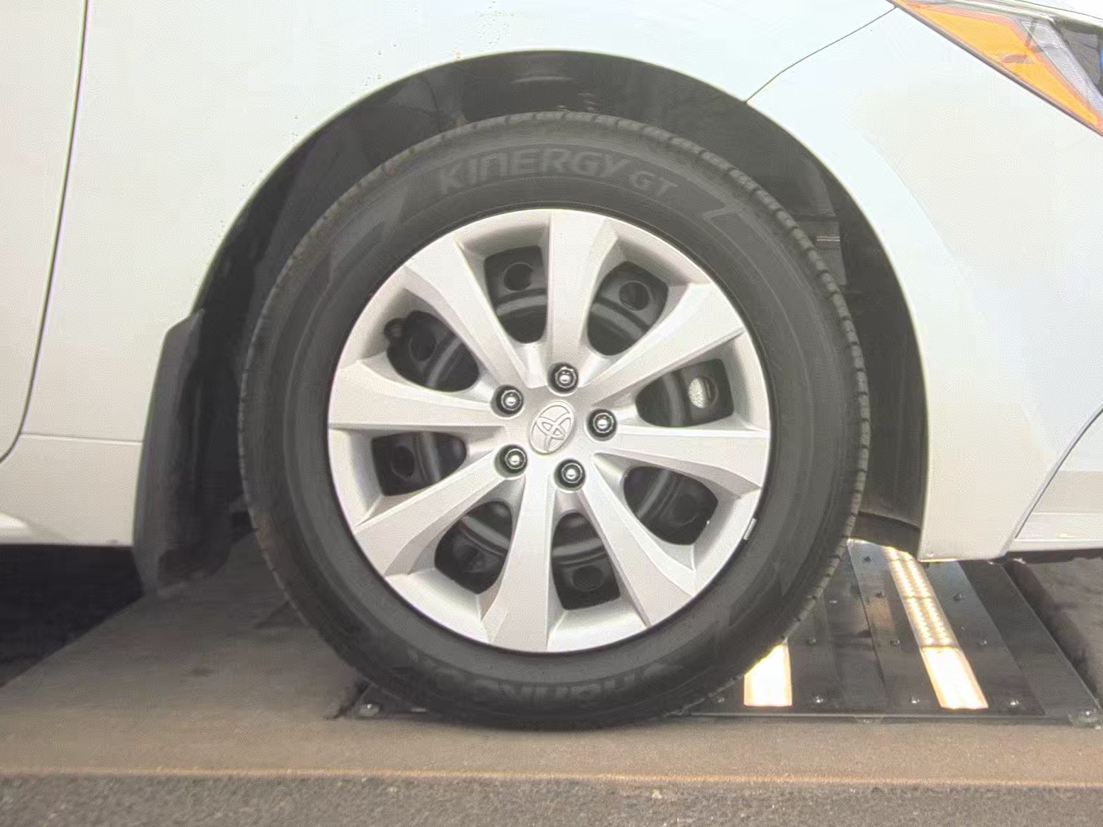 2026 Toyota Corolla LE FWD