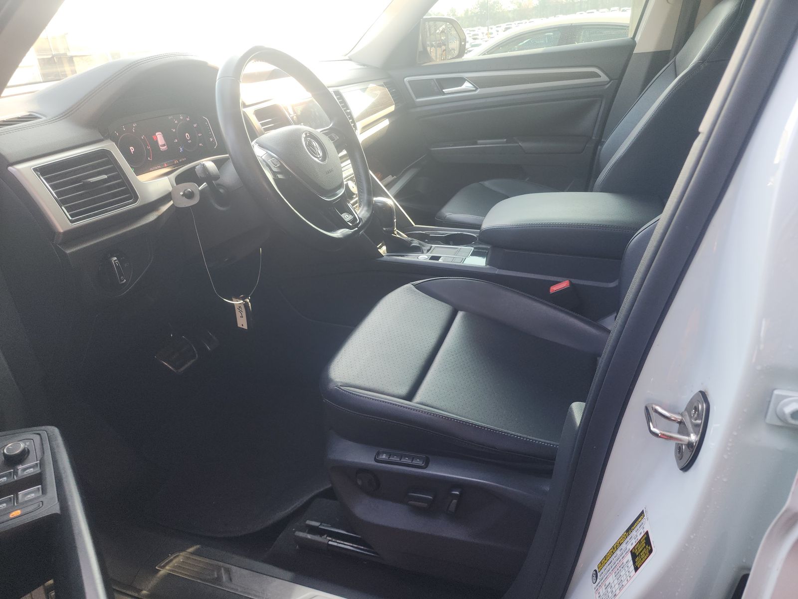 2019 Volkswagen Atlas 3.6L SEL R-Line FWD