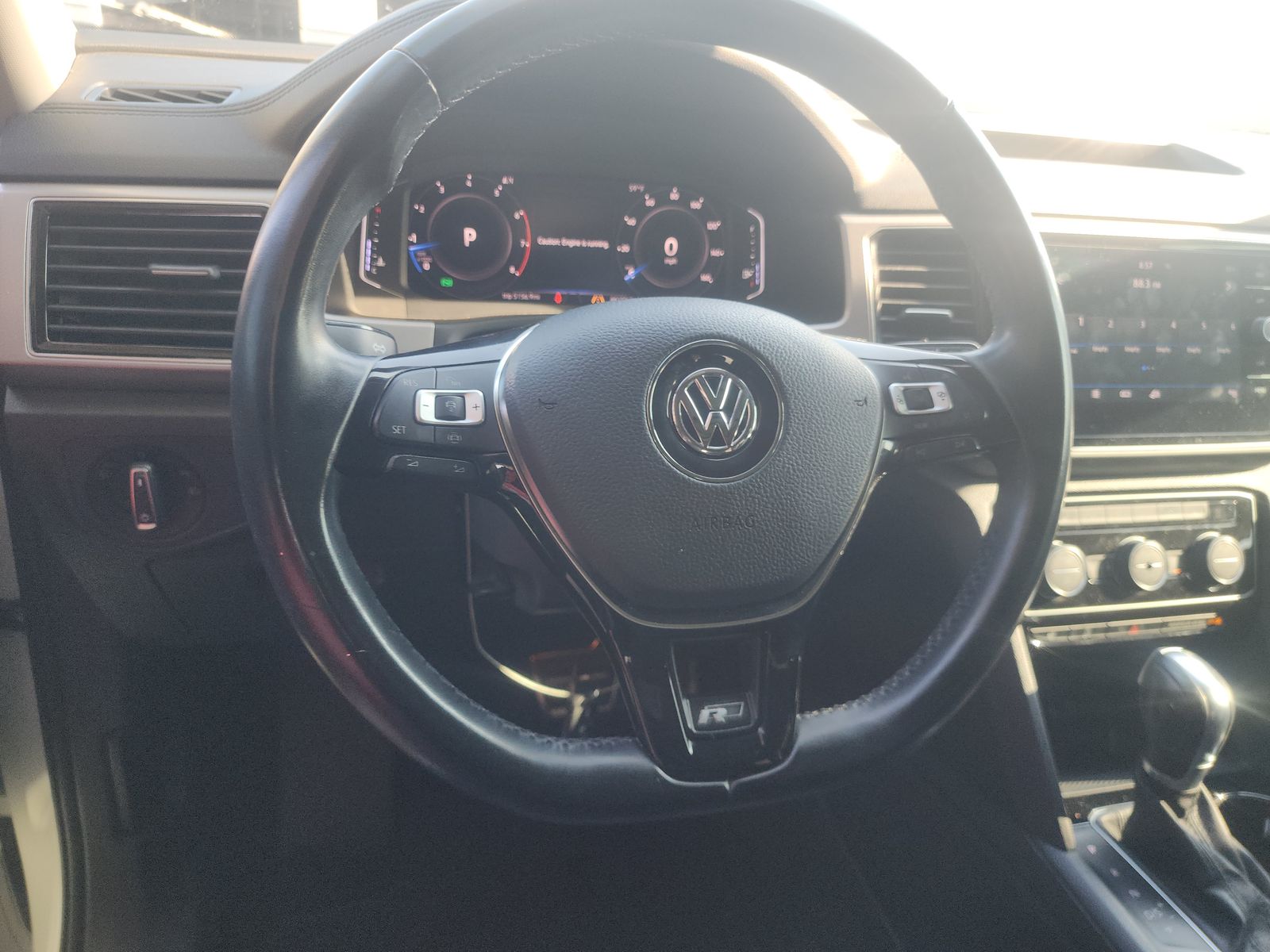 2019 Volkswagen Atlas 3.6L SEL R-Line FWD