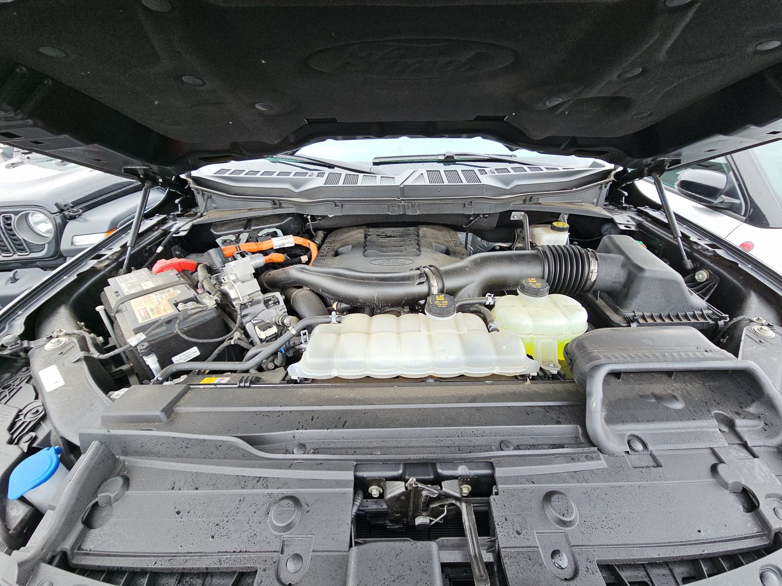 2023 Ford F-150 Hybrid XLT AWD