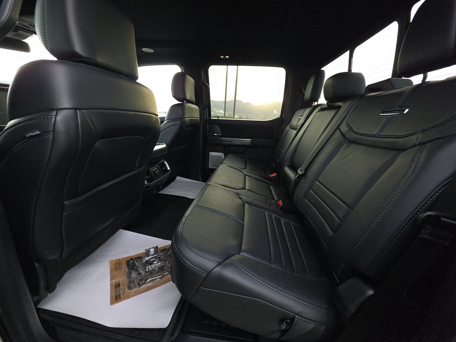 2024 Ford F-150 Platinum AWD