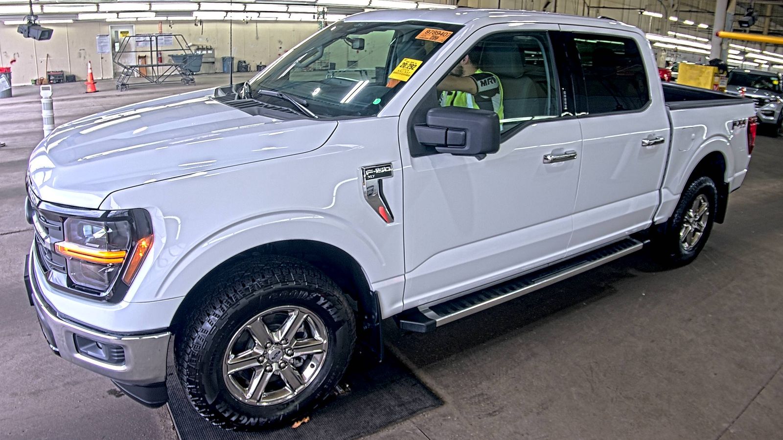2024 Ford F-150 XLT AWD