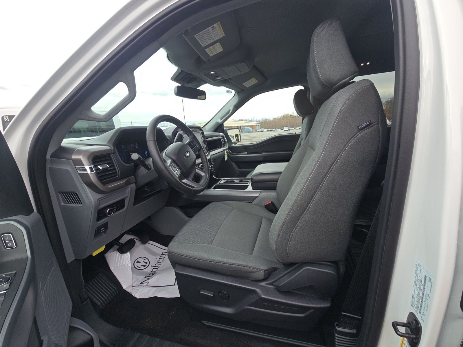 2024 Ford F-150 XLT AWD