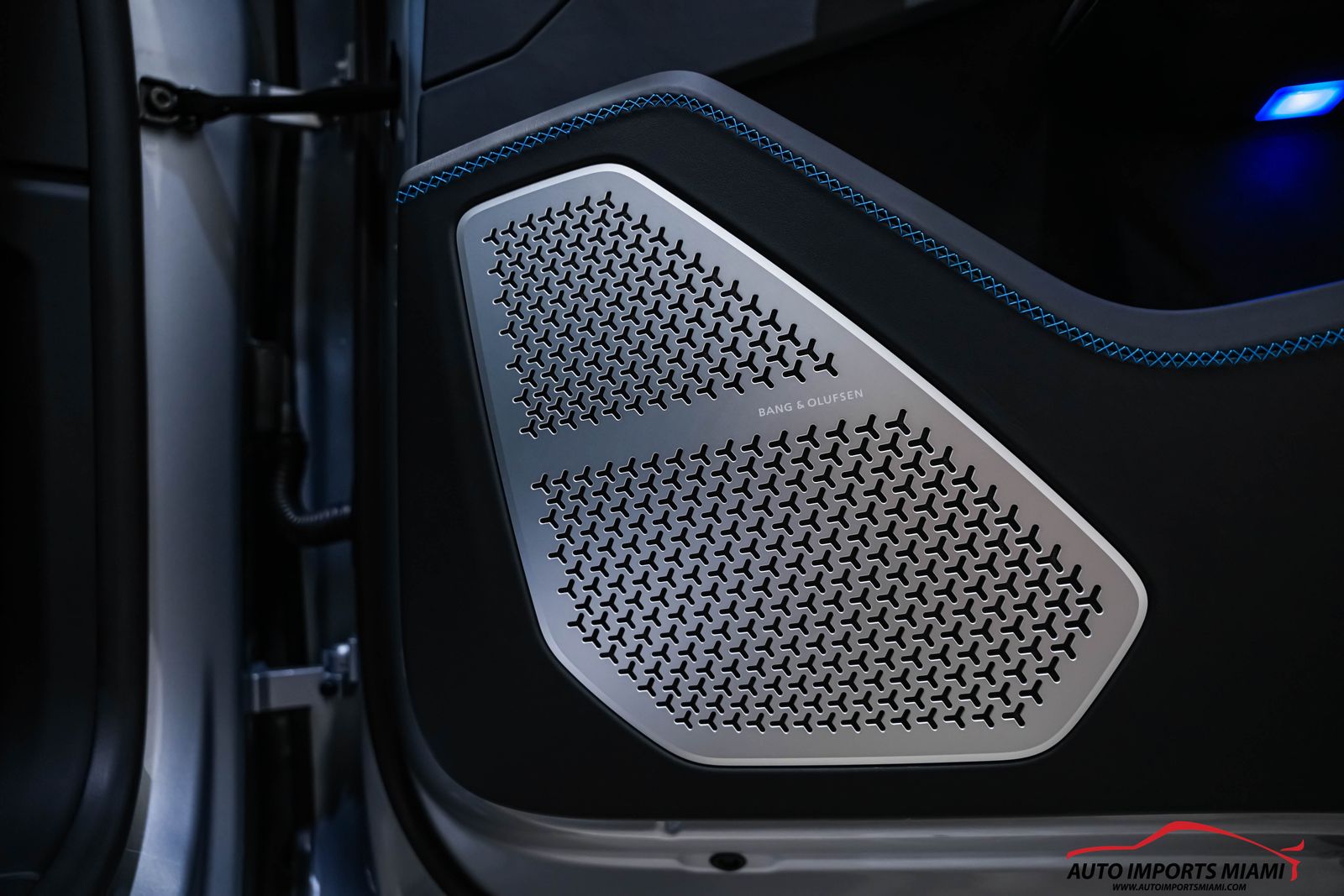 2025 Lamborghini Urus Plug-In Hybrid SE AWD