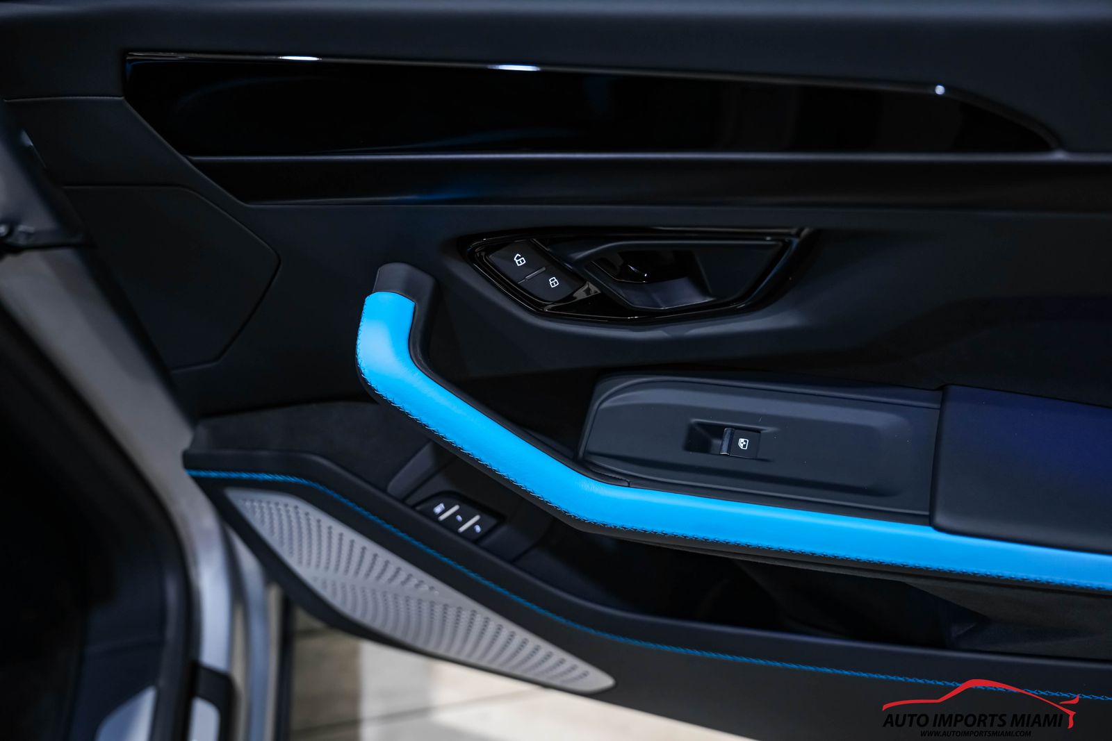 2025 Lamborghini Urus Plug-In Hybrid SE AWD