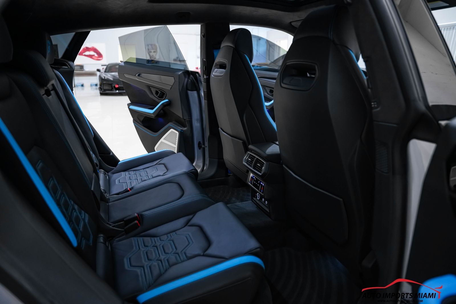 2025 Lamborghini Urus Plug-In Hybrid SE AWD