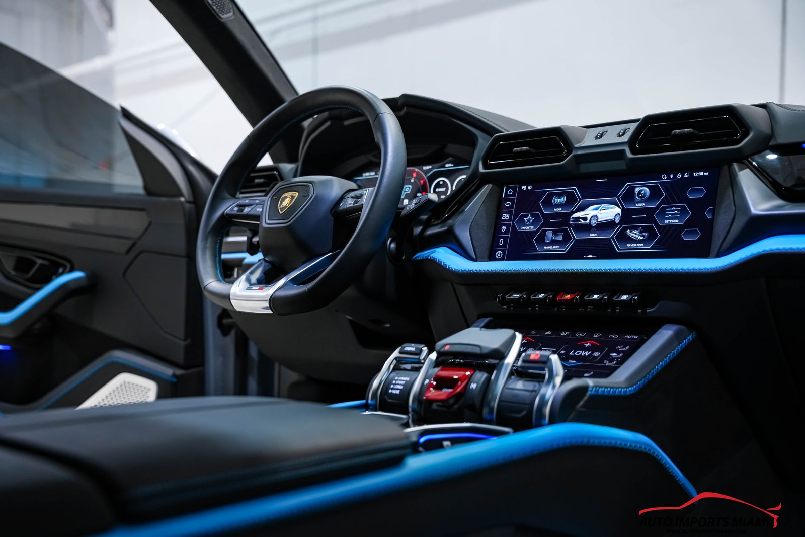 2025 Lamborghini Urus Plug-In Hybrid SE AWD