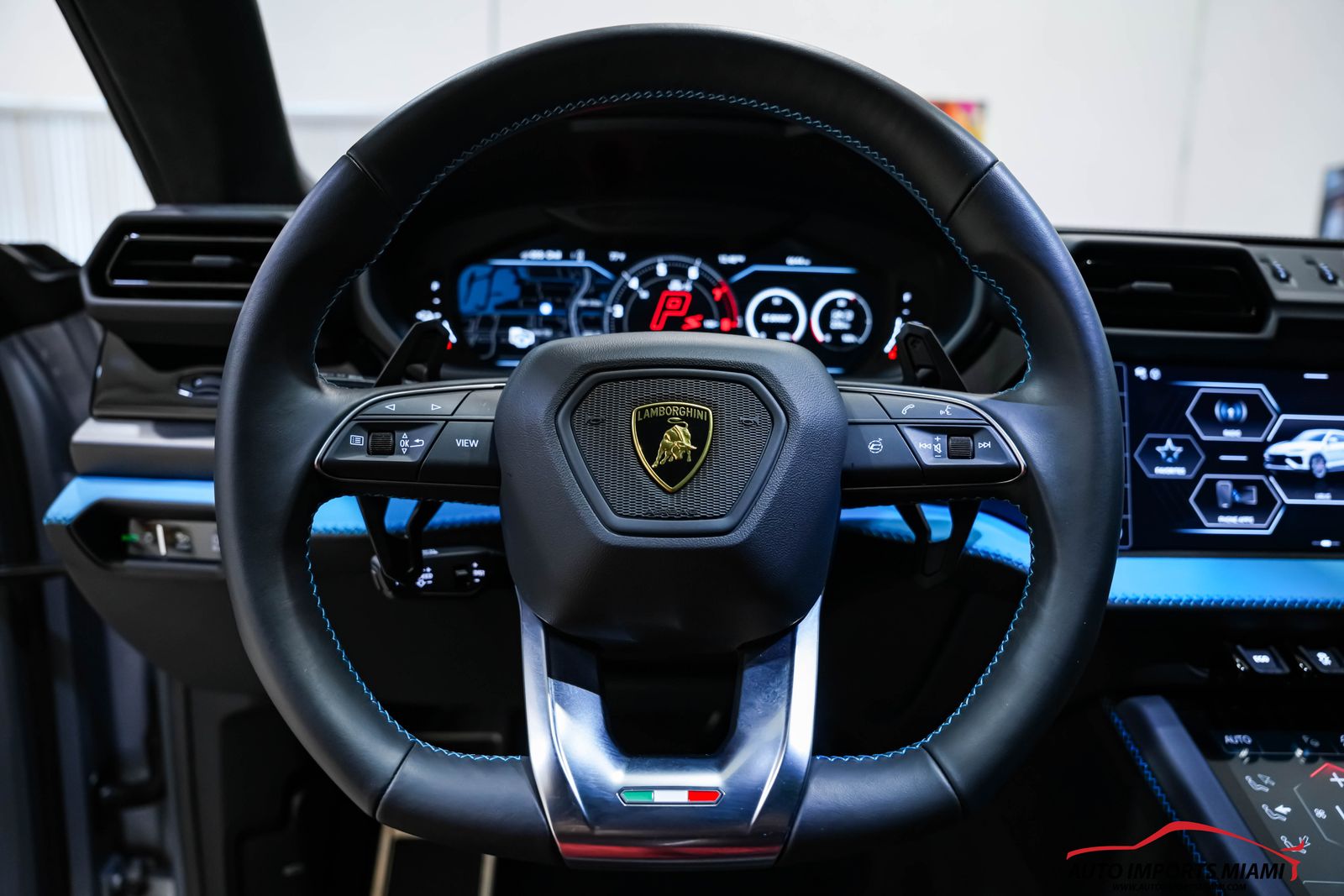 2025 Lamborghini Urus Plug-In Hybrid SE AWD