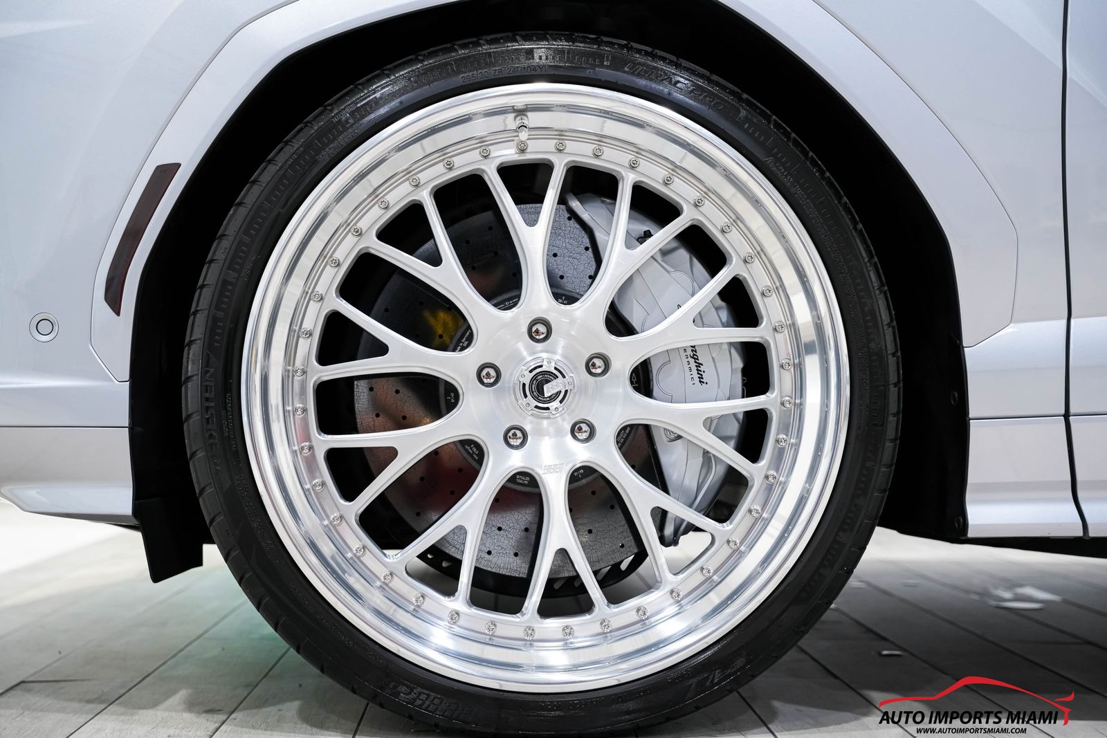 2025 Lamborghini Urus Plug-In Hybrid SE AWD