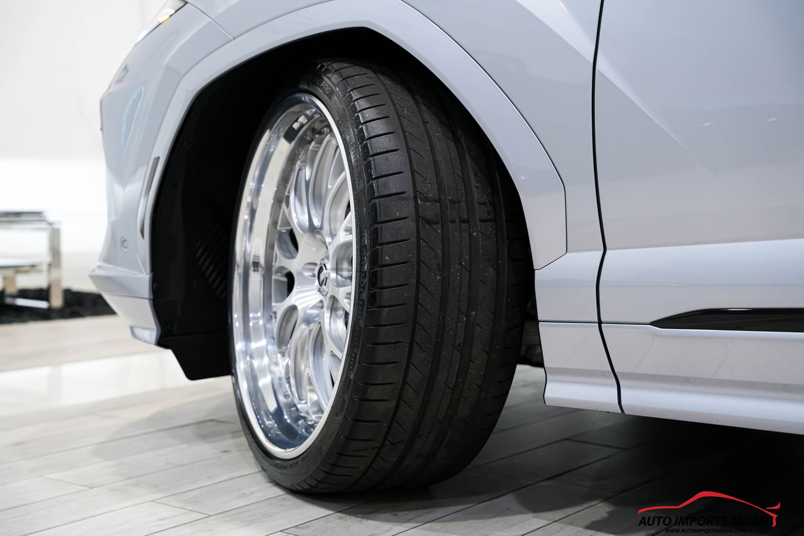 2025 Lamborghini Urus Plug-In Hybrid SE AWD