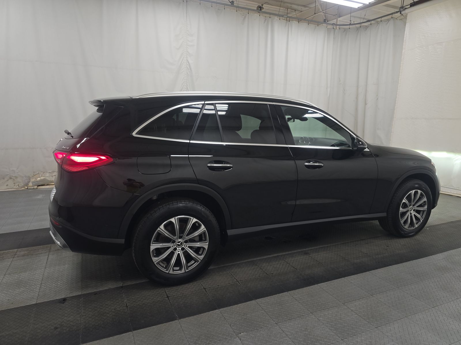 2025 Mercedes-Benz GLC GLC 300 AWD