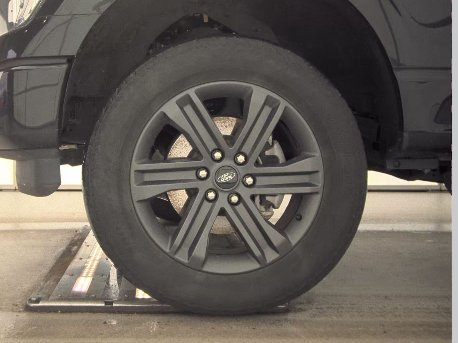 2023 Ford F-150 Hybrid XLT AWD