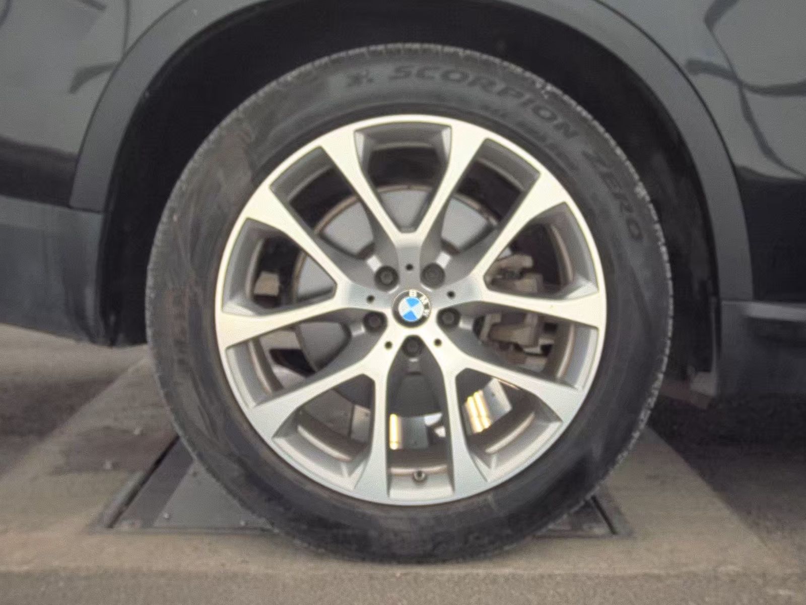 2019 BMW X5 xDrive40i AWD