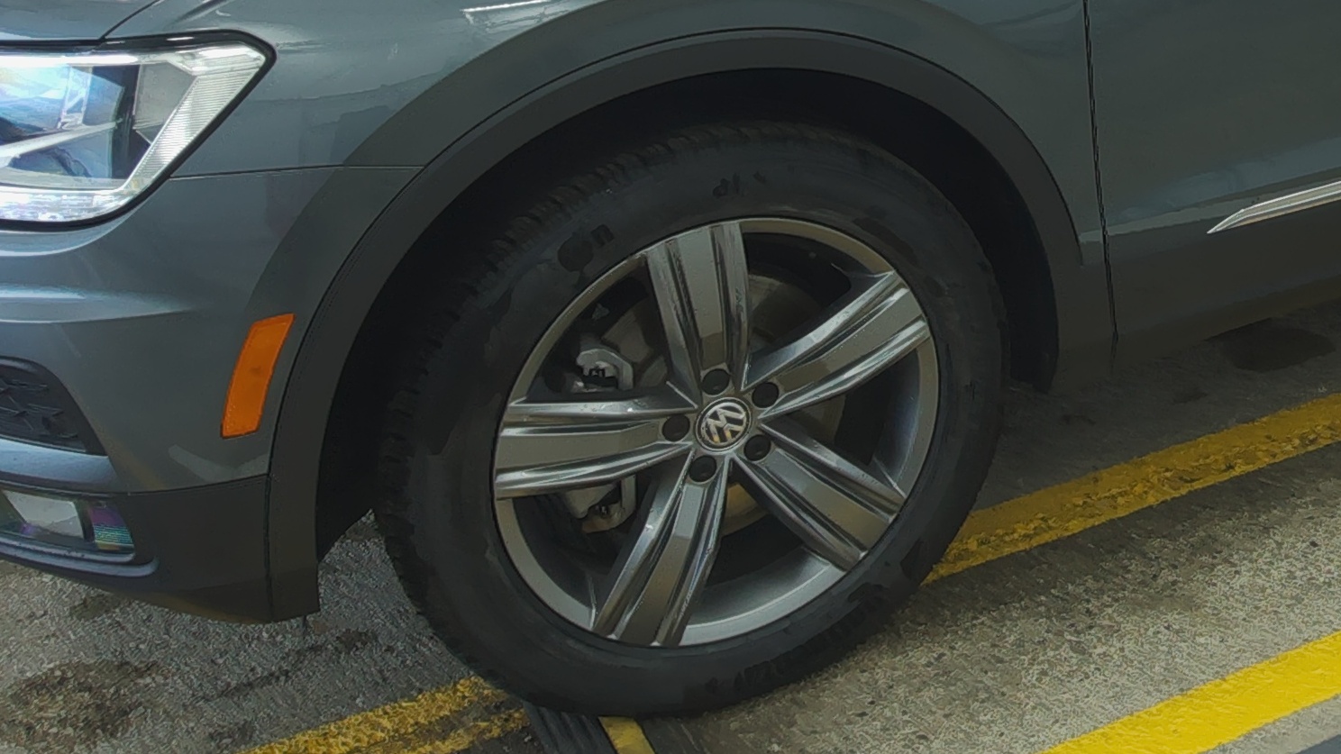 2021 Volkswagen Tiguan 2.0T SE AWD