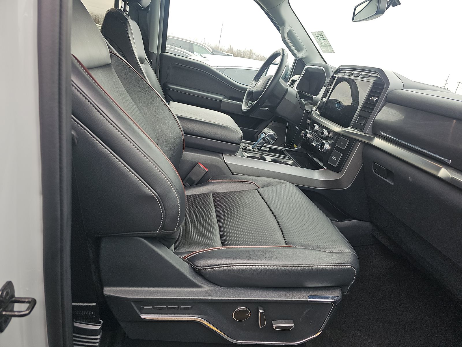 2023 Ford F-150 Lariat AWD