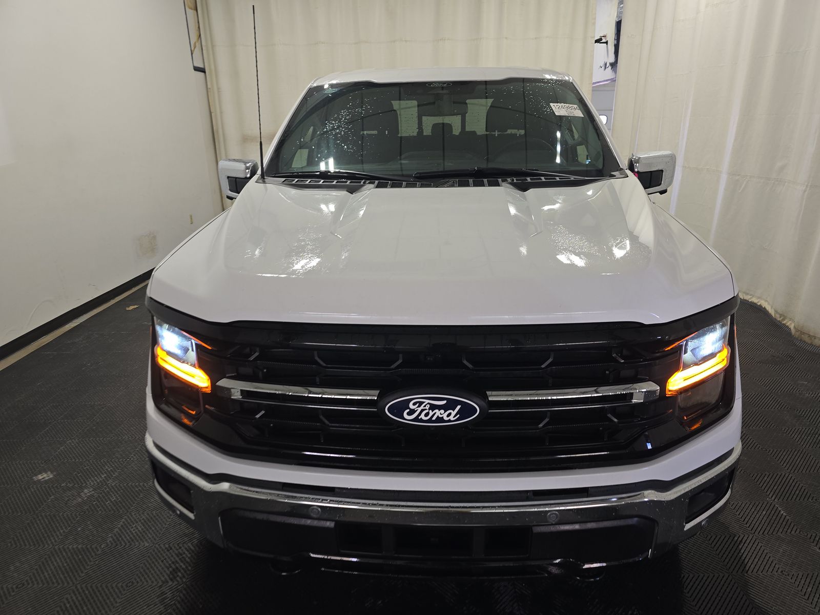 2024 Ford F-150 XLT AWD