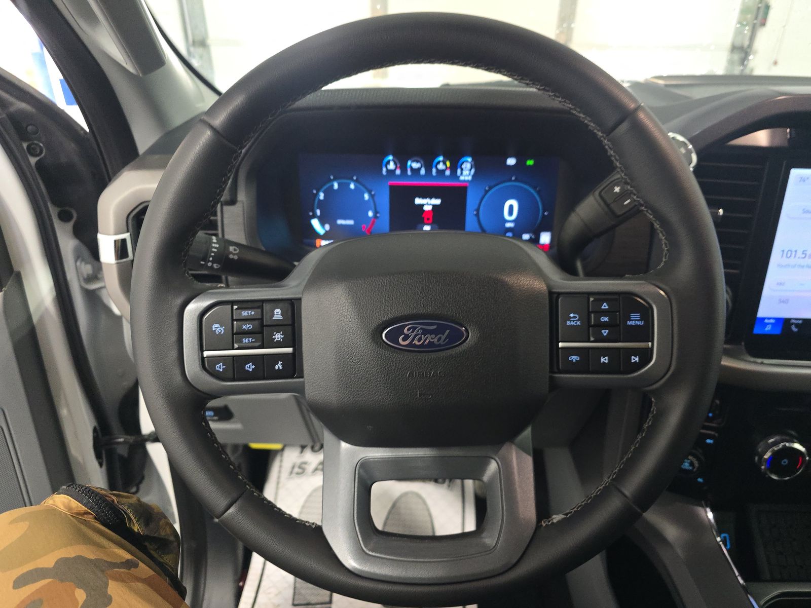 2024 Ford F-150 XLT AWD