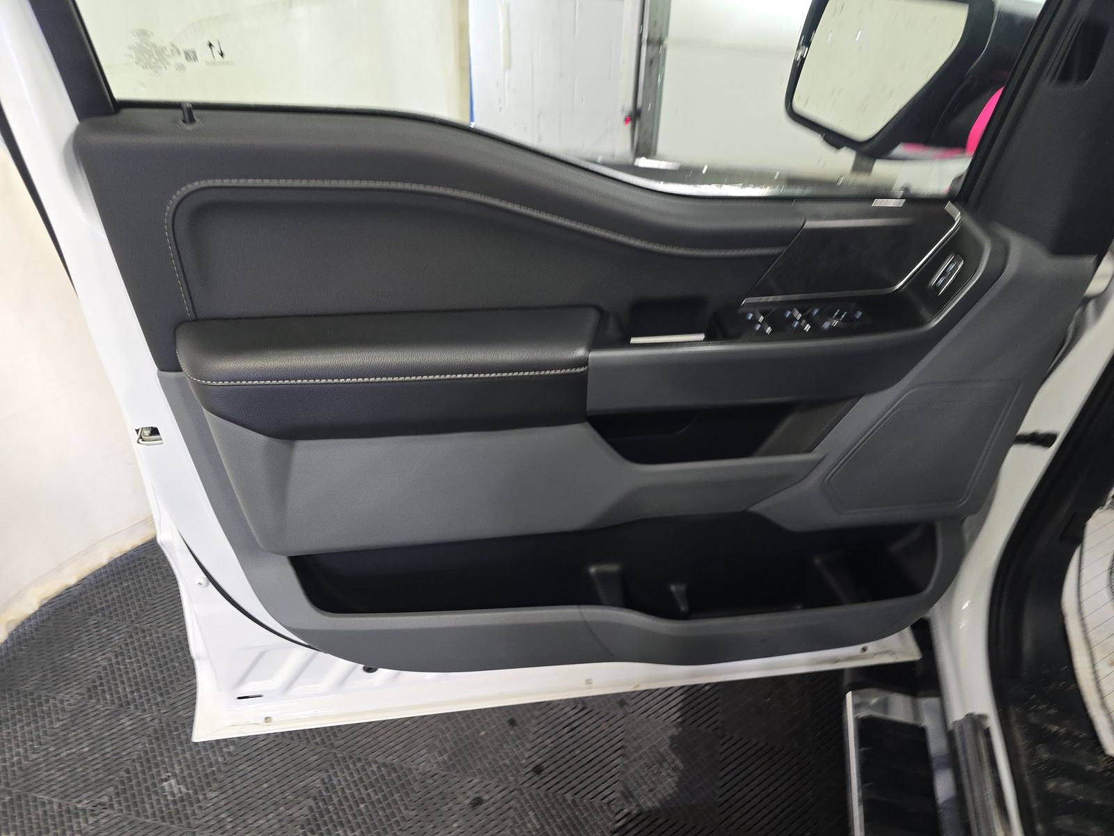 2024 Ford F-150 XLT AWD